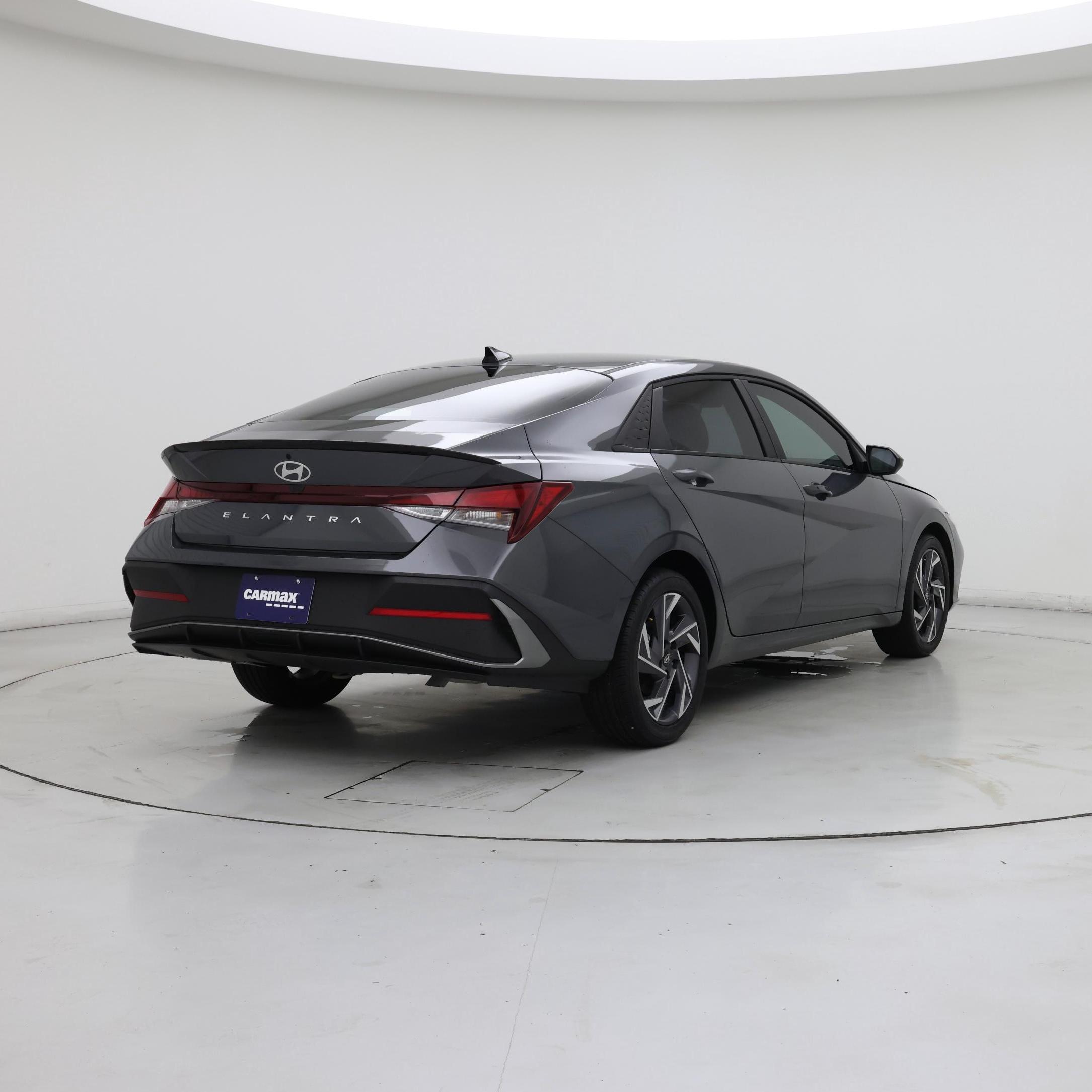Thumbnail: 2025 Hyundai Elantra - 8