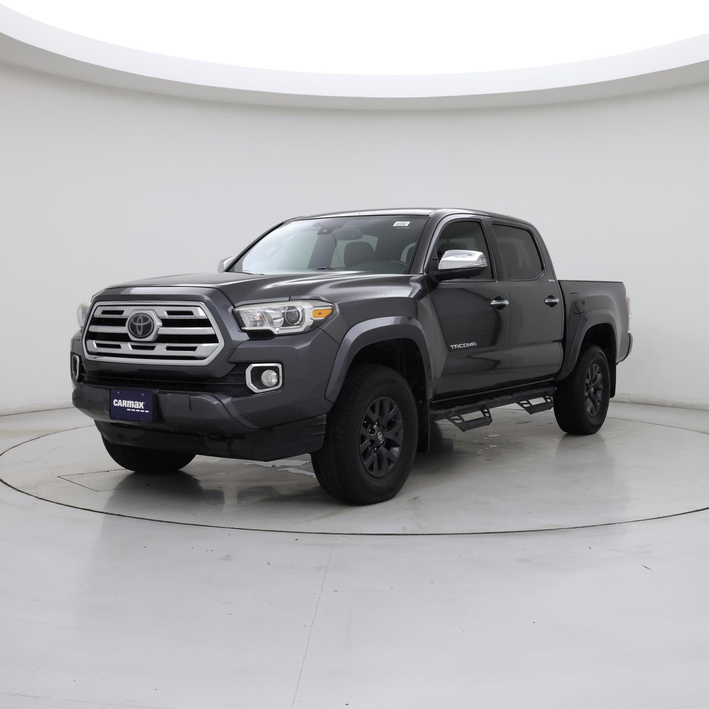 Thumbnail: 2018 Toyota Tacoma - 4