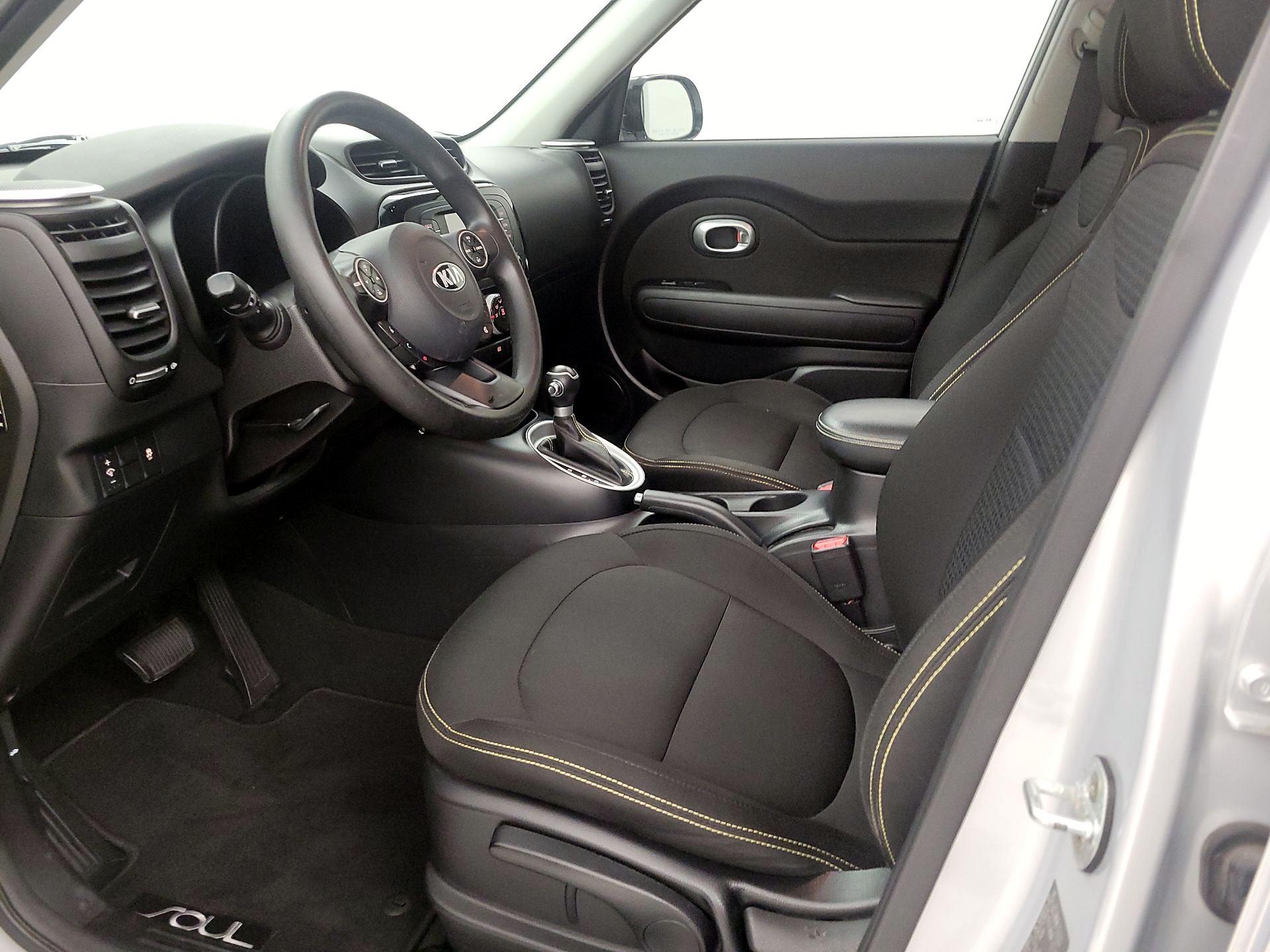 Thumbnail: 2016 Kia Soul - 11