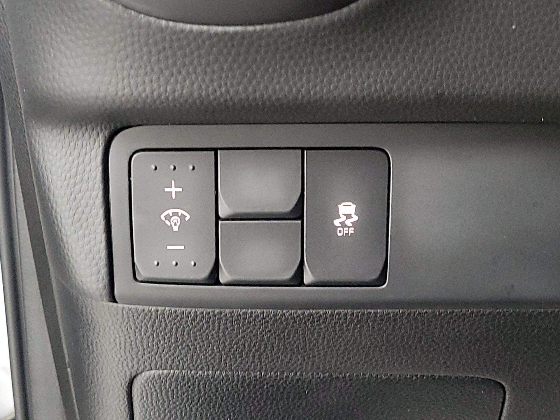 Thumbnail: 2016 Kia Soul - 13
