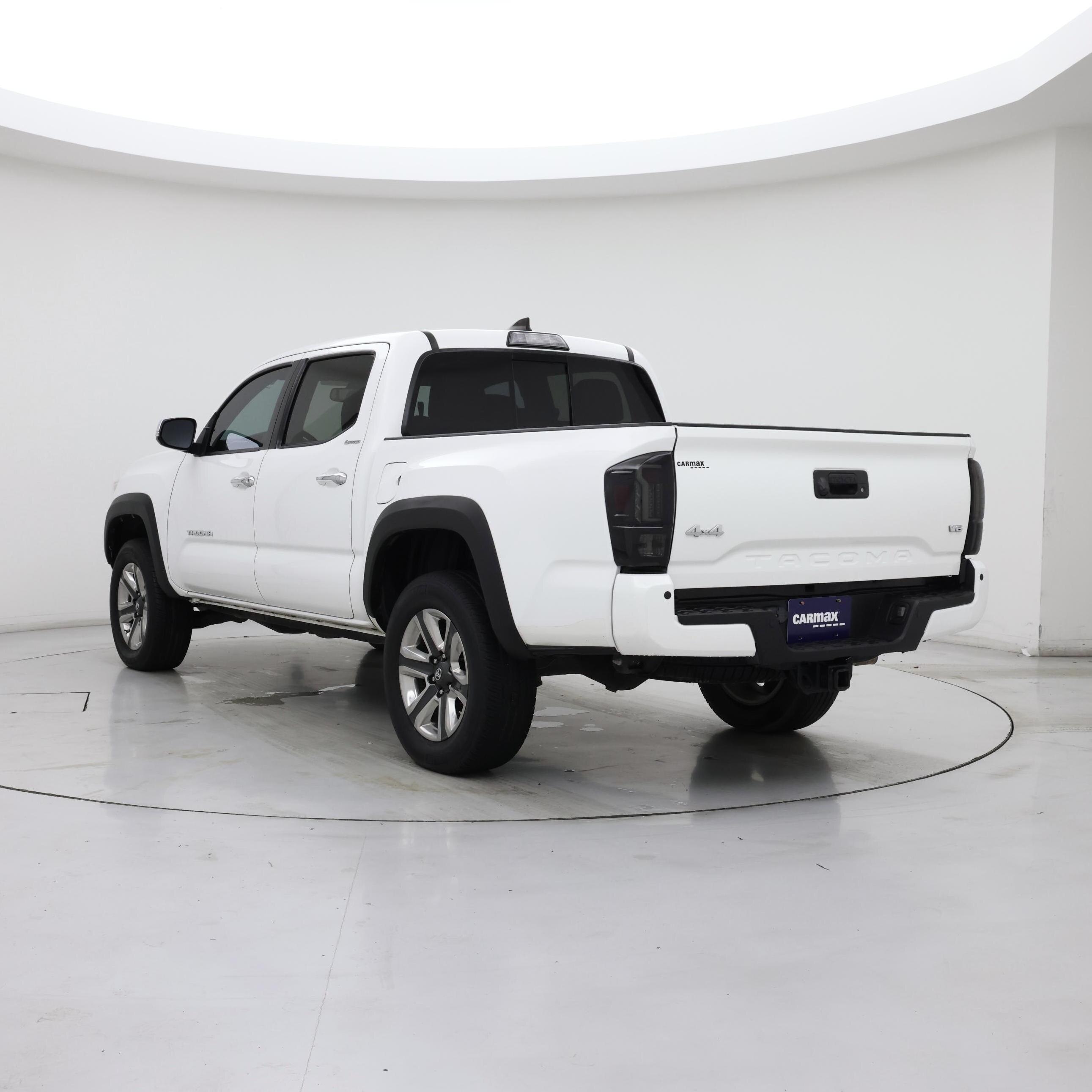 Thumbnail: 2019 Toyota Tacoma - 2