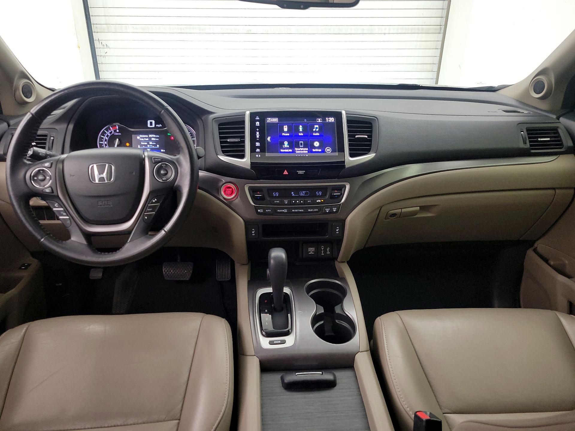 Thumbnail: 2018 Honda Pilot - 9