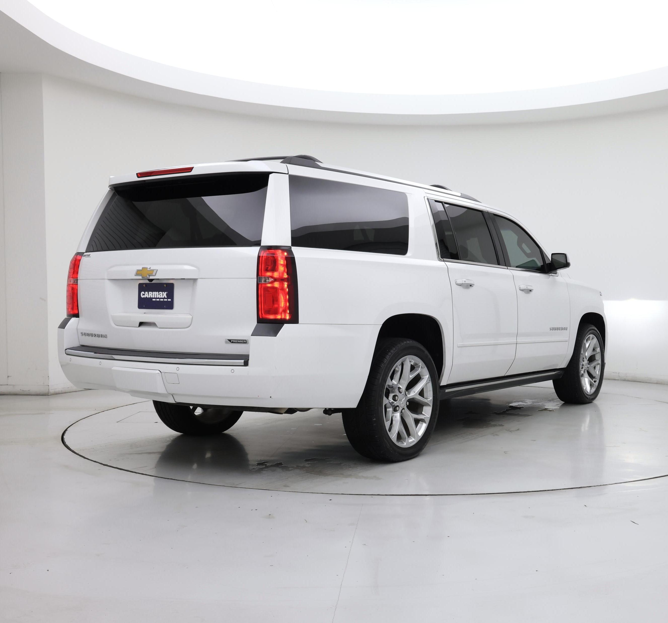 Thumbnail: 2017 Chevrolet Suburban - 8