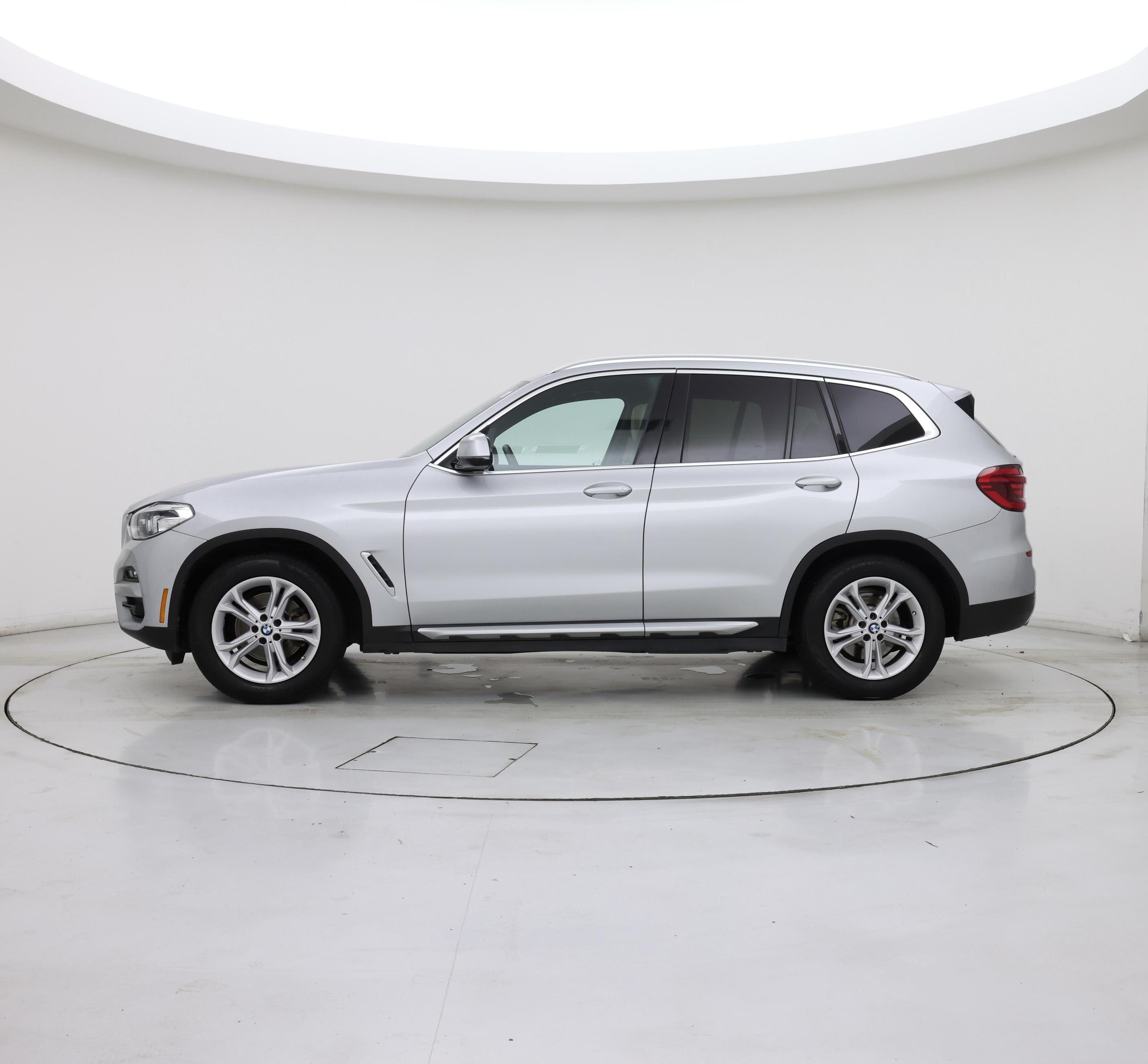 Thumbnail: 2021 BMW X3 - 3
