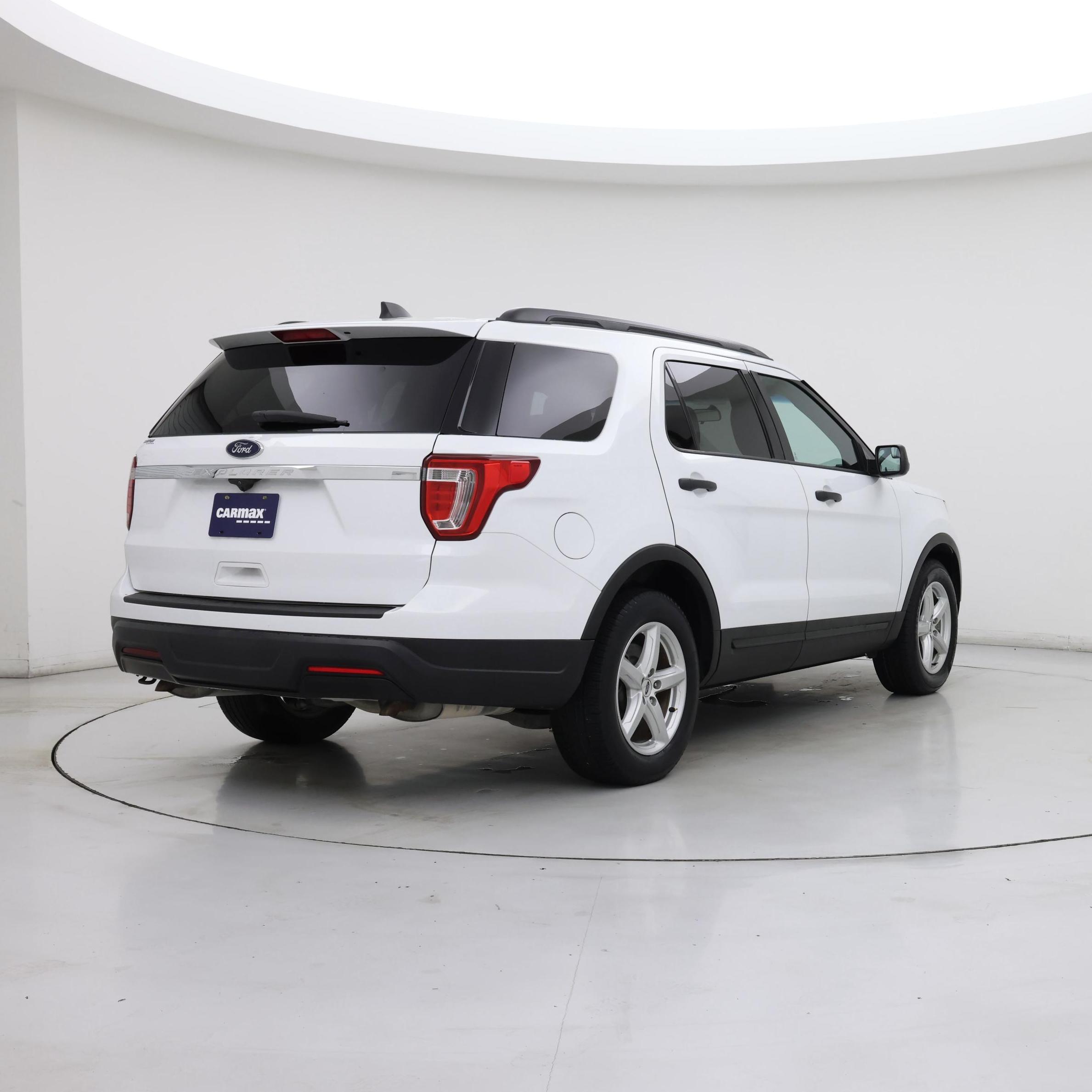 Thumbnail: 2018 Ford Explorer - 8