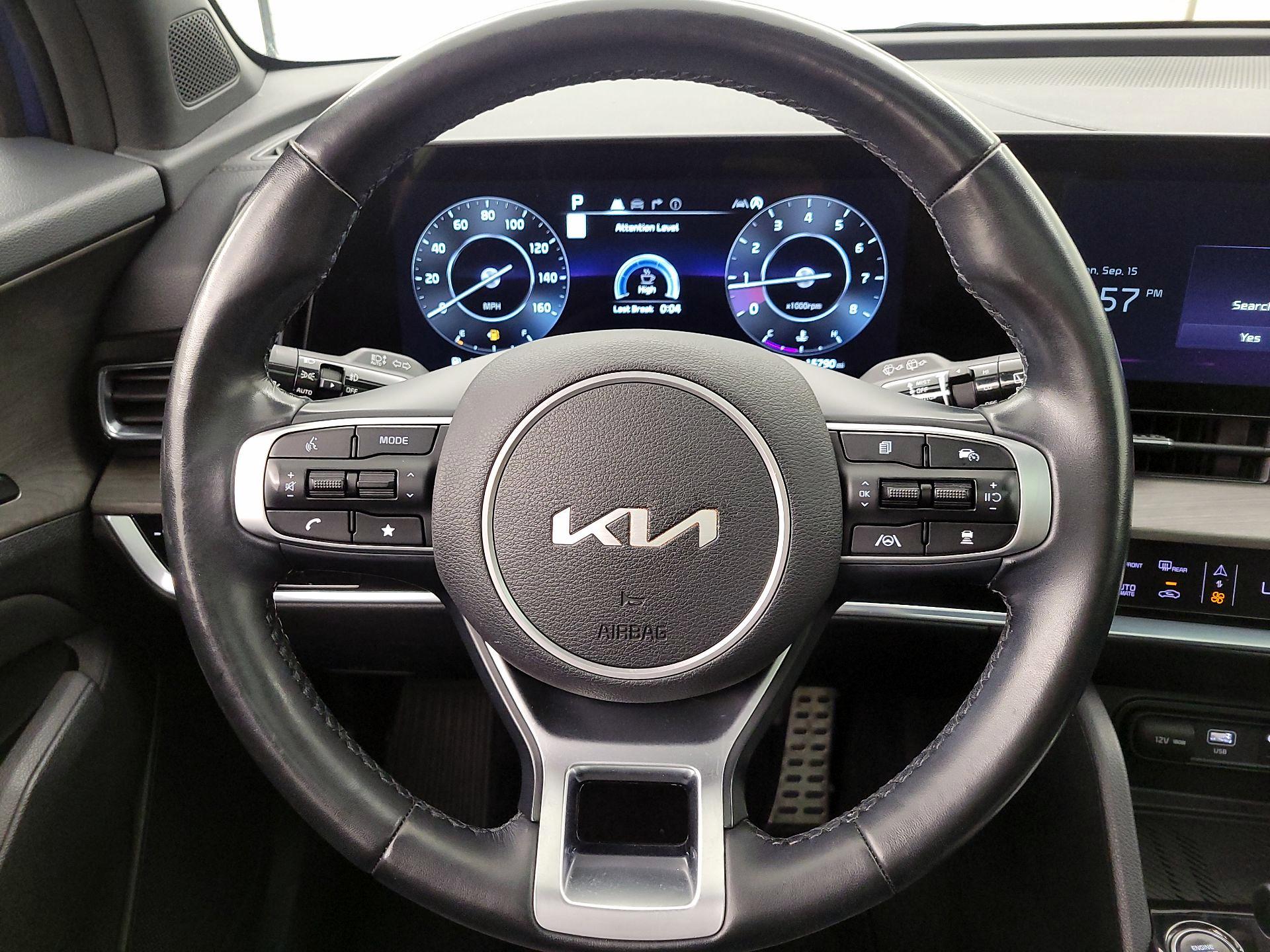 Thumbnail: 2023 Kia Sportage - 10