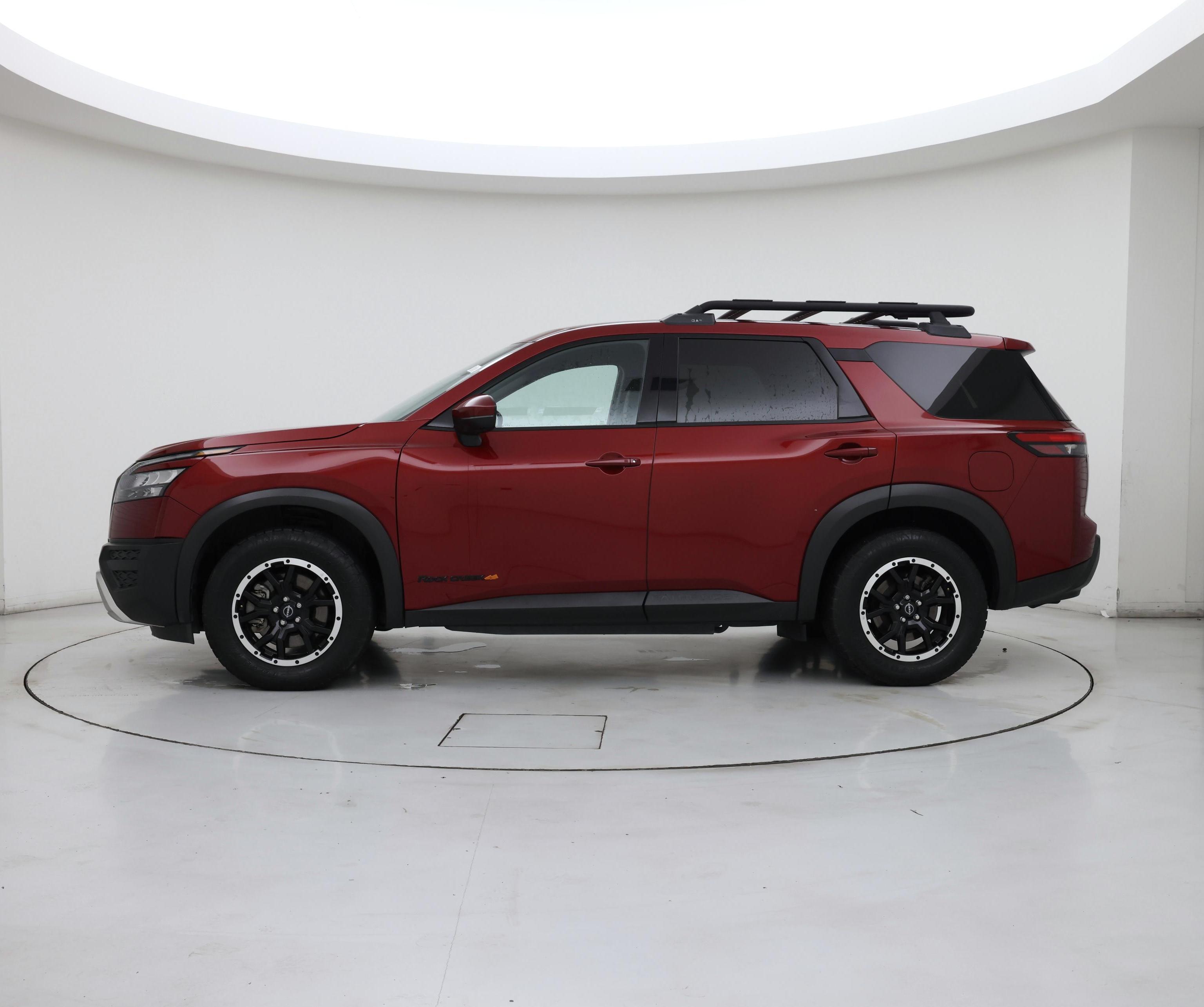 Thumbnail: 2023 Nissan Pathfinder - 3