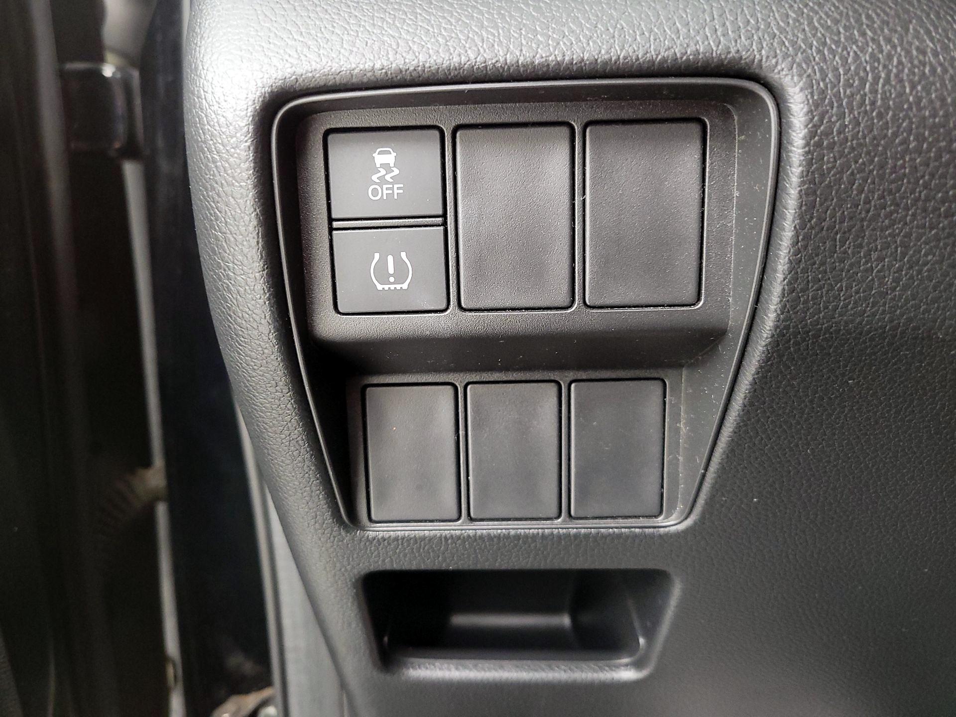 Thumbnail: 2018 Honda CR-V - 13