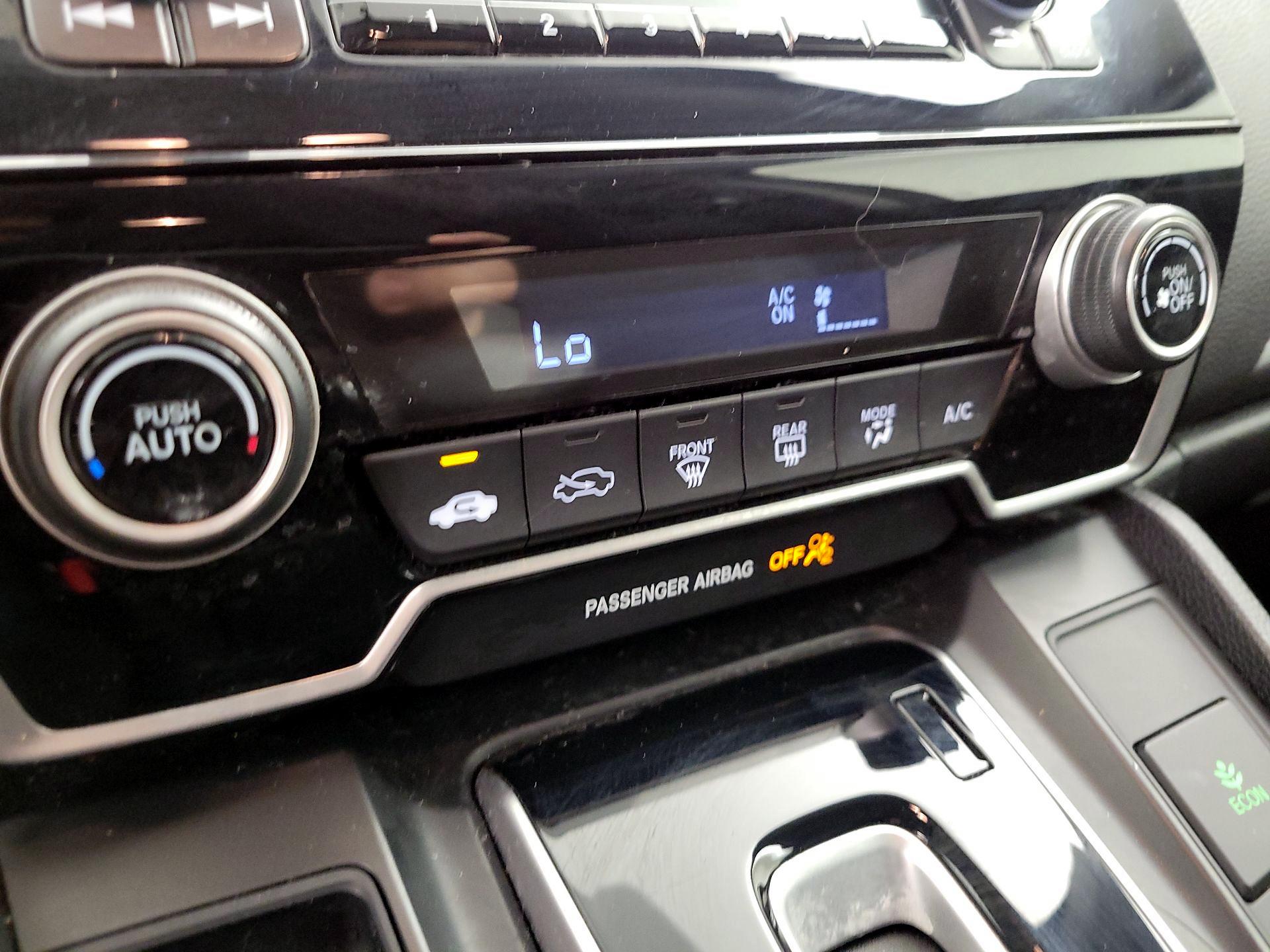 Thumbnail: 2018 Honda CR-V - 16