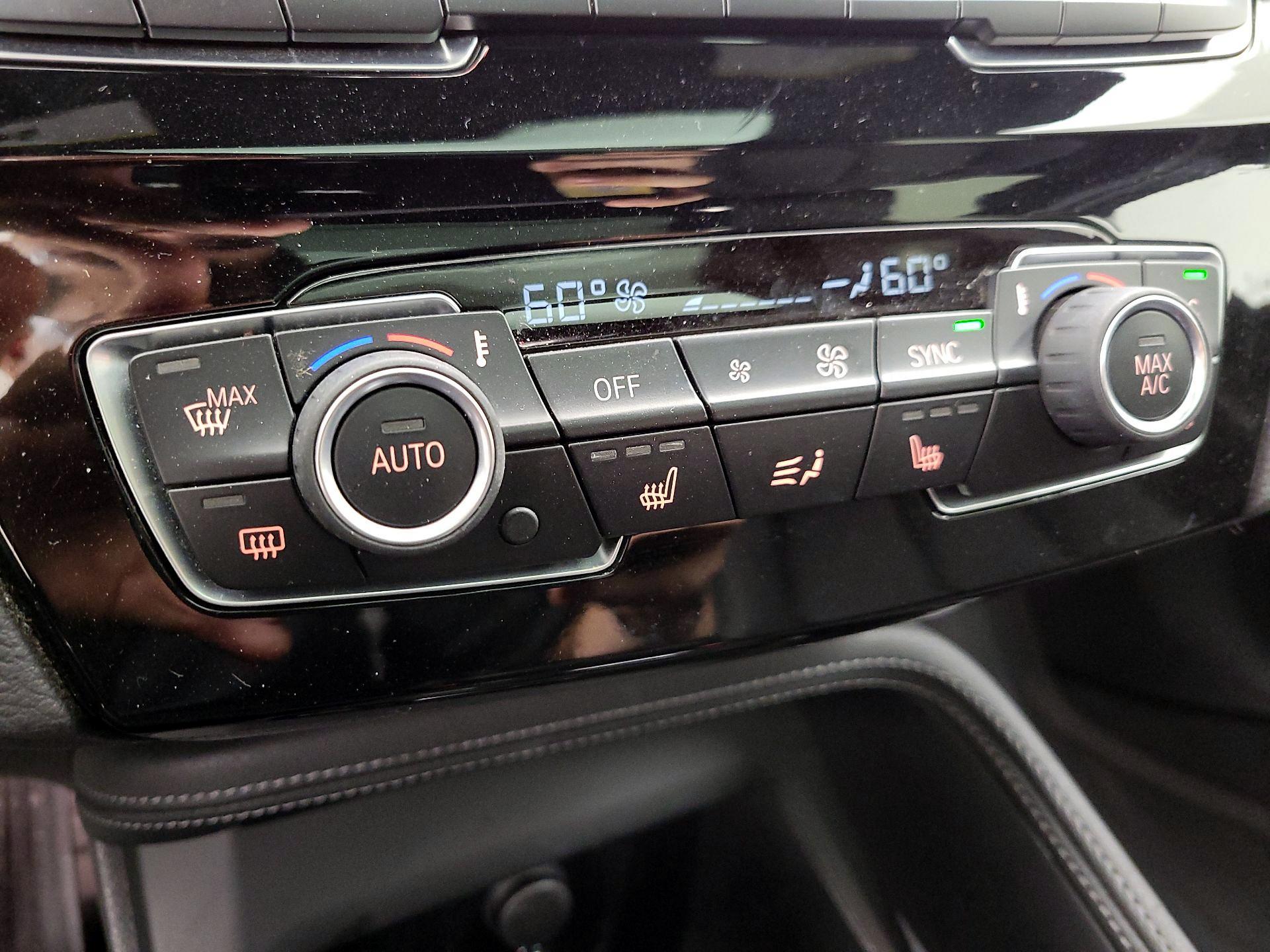 Thumbnail: 2021 BMW X1 - 17