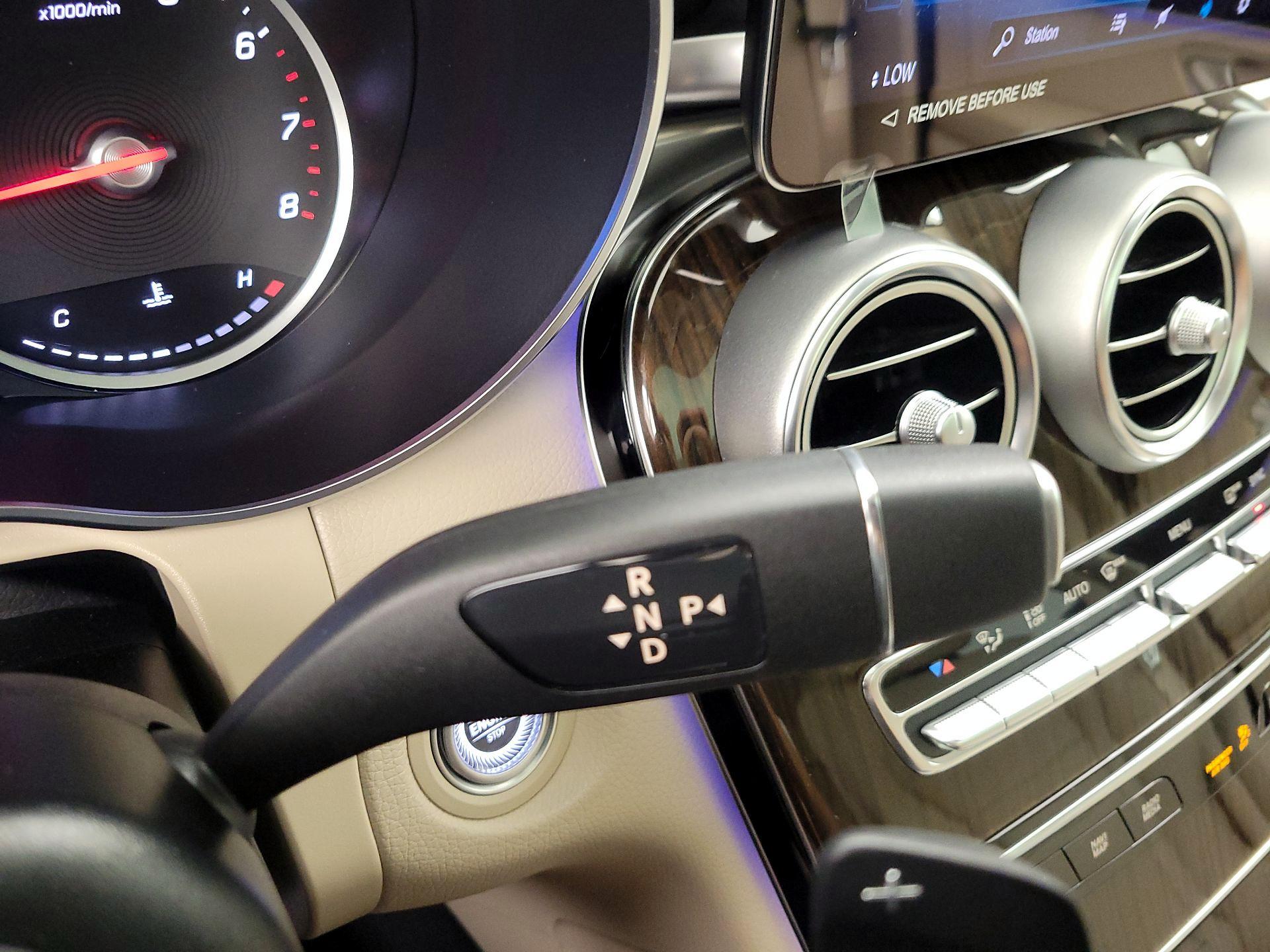 Thumbnail: 2022 Mercedes-Benz GLC - 17