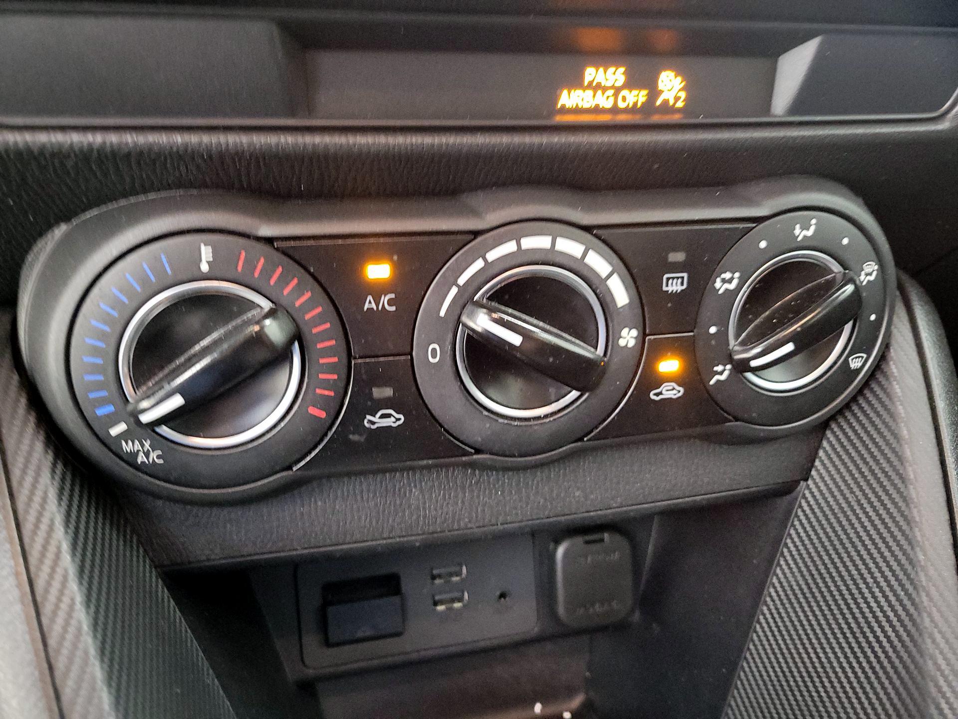 Thumbnail: 2019 Toyota Yaris - 16