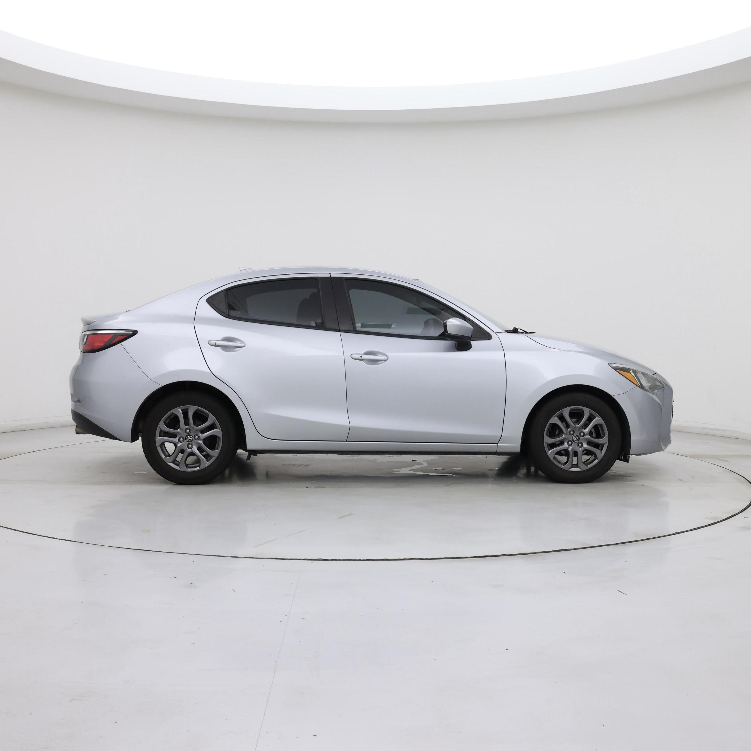 Thumbnail: 2019 Toyota Yaris - 7