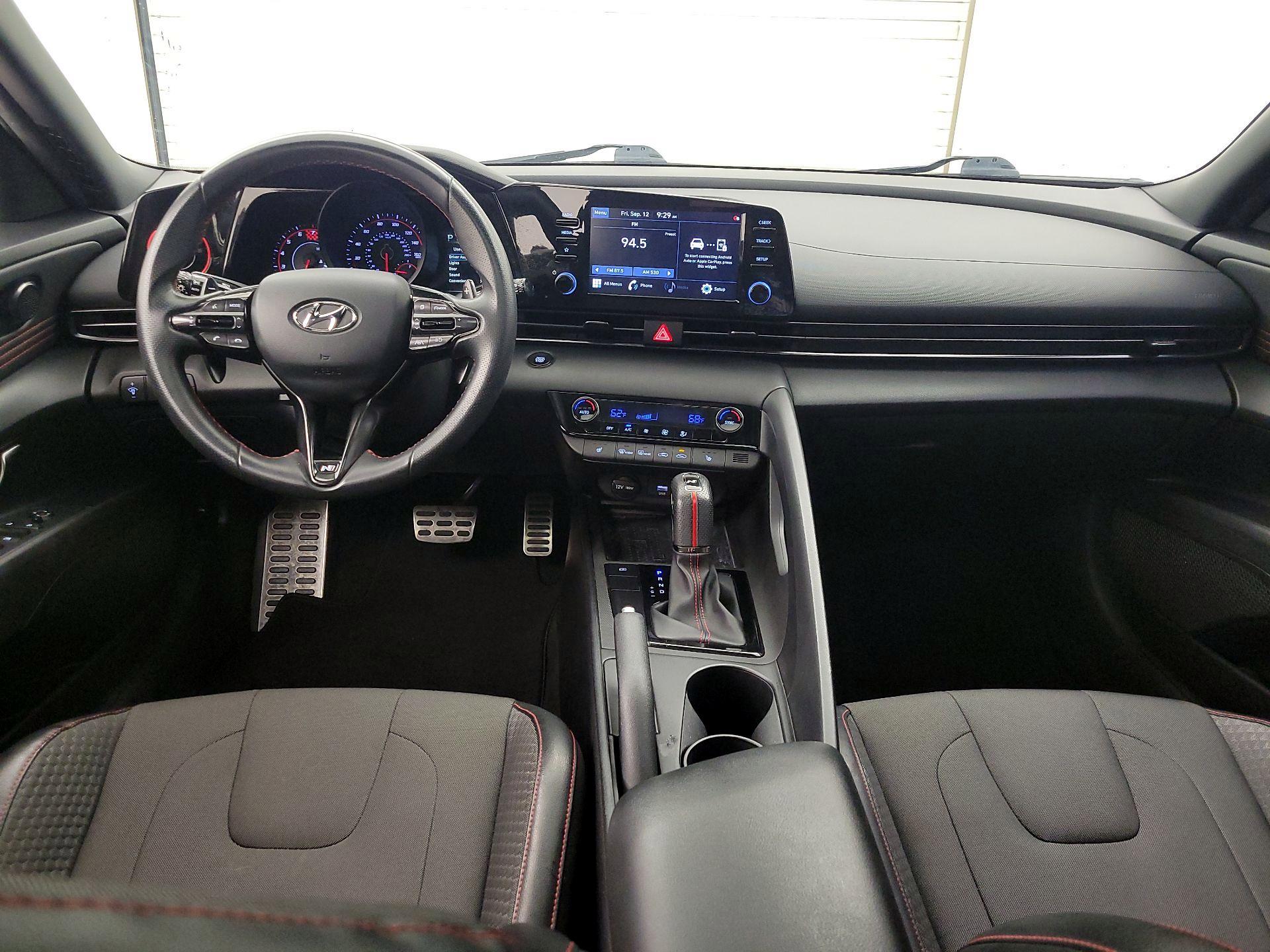 Thumbnail: 2022 Hyundai Elantra - 9