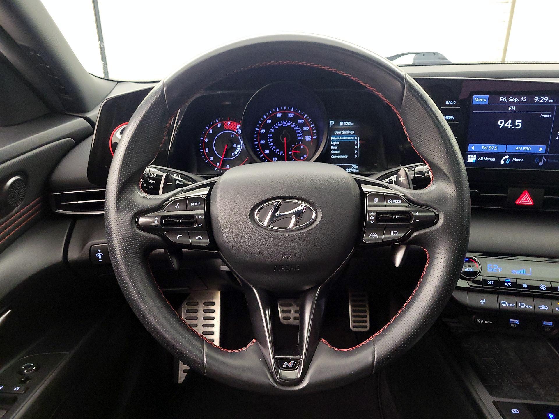 Thumbnail: 2022 Hyundai Elantra - 10