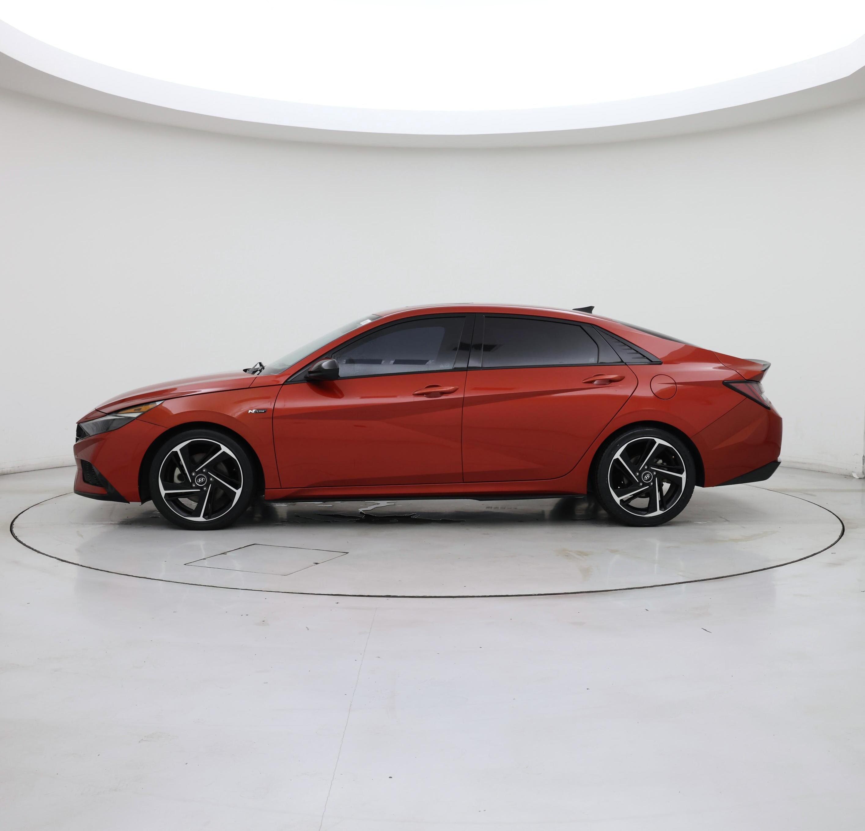 Thumbnail: 2022 Hyundai Elantra - 3