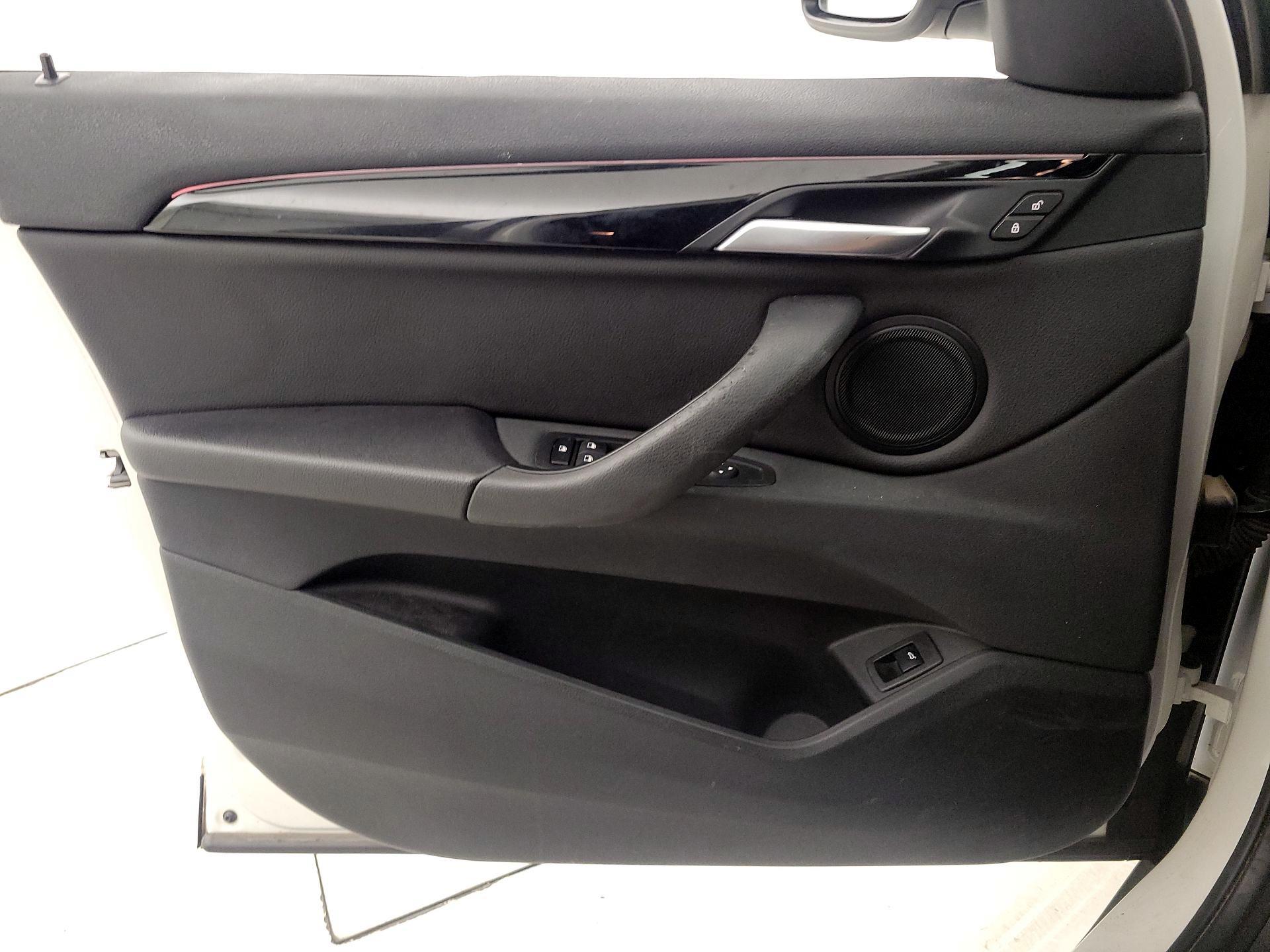 Thumbnail: 2021 BMW X1 - 12