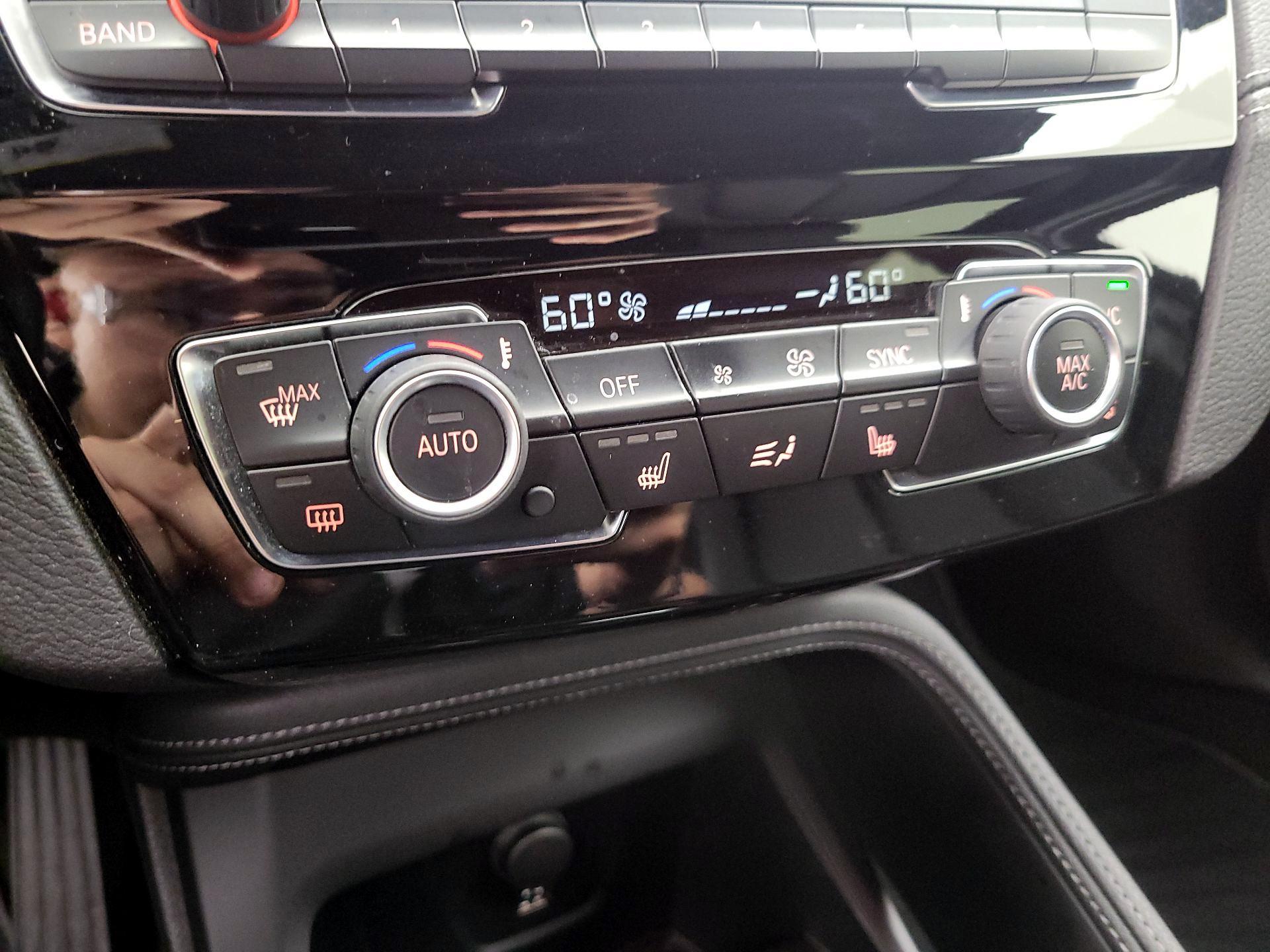 Thumbnail: 2021 BMW X1 - 17