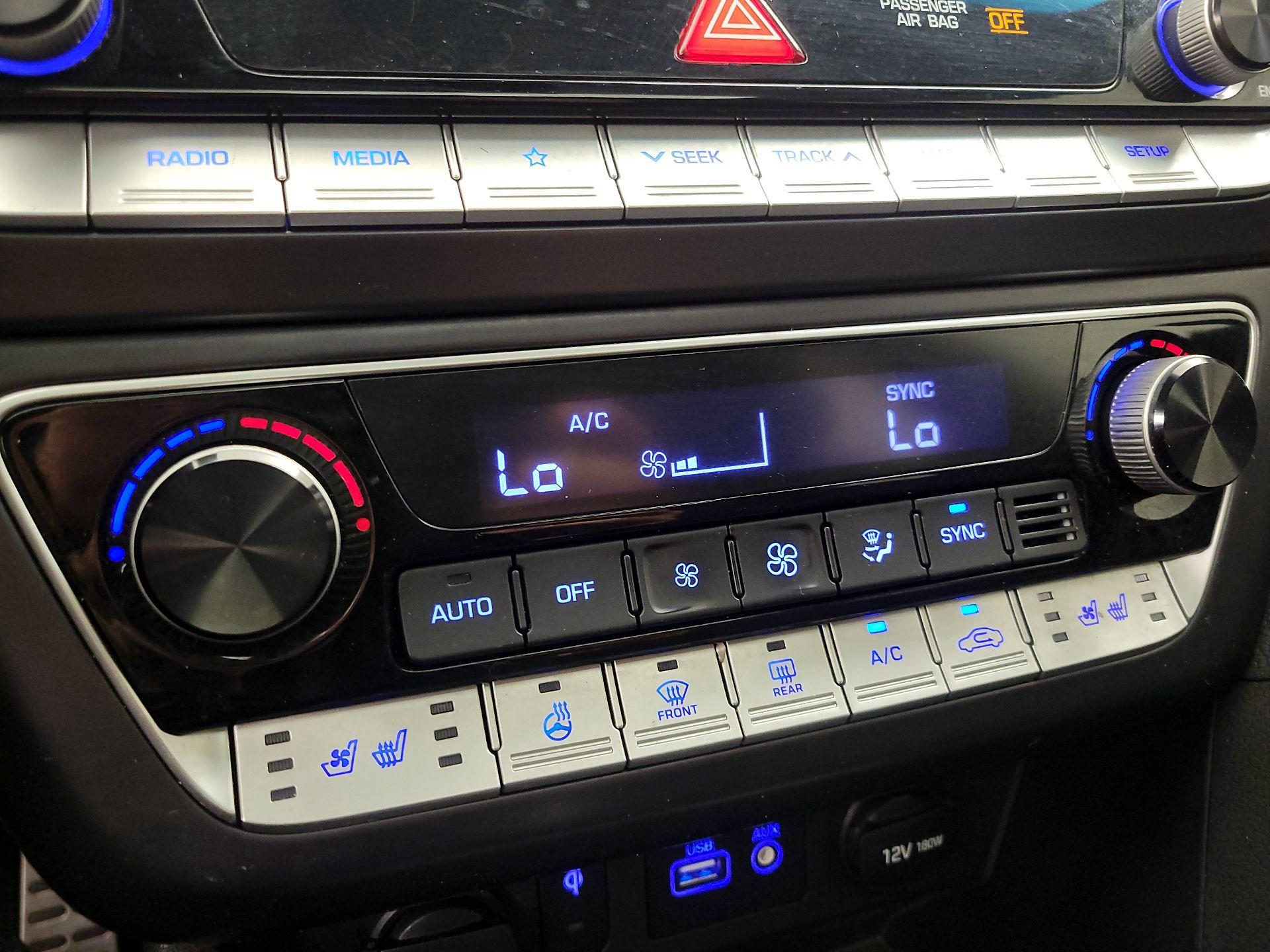 Thumbnail: 2018 Hyundai Sonata - 17