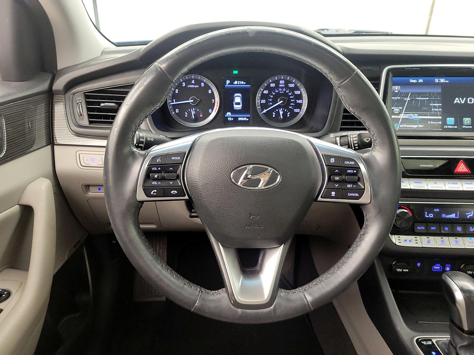Thumbnail: 2018 Hyundai Sonata - 10