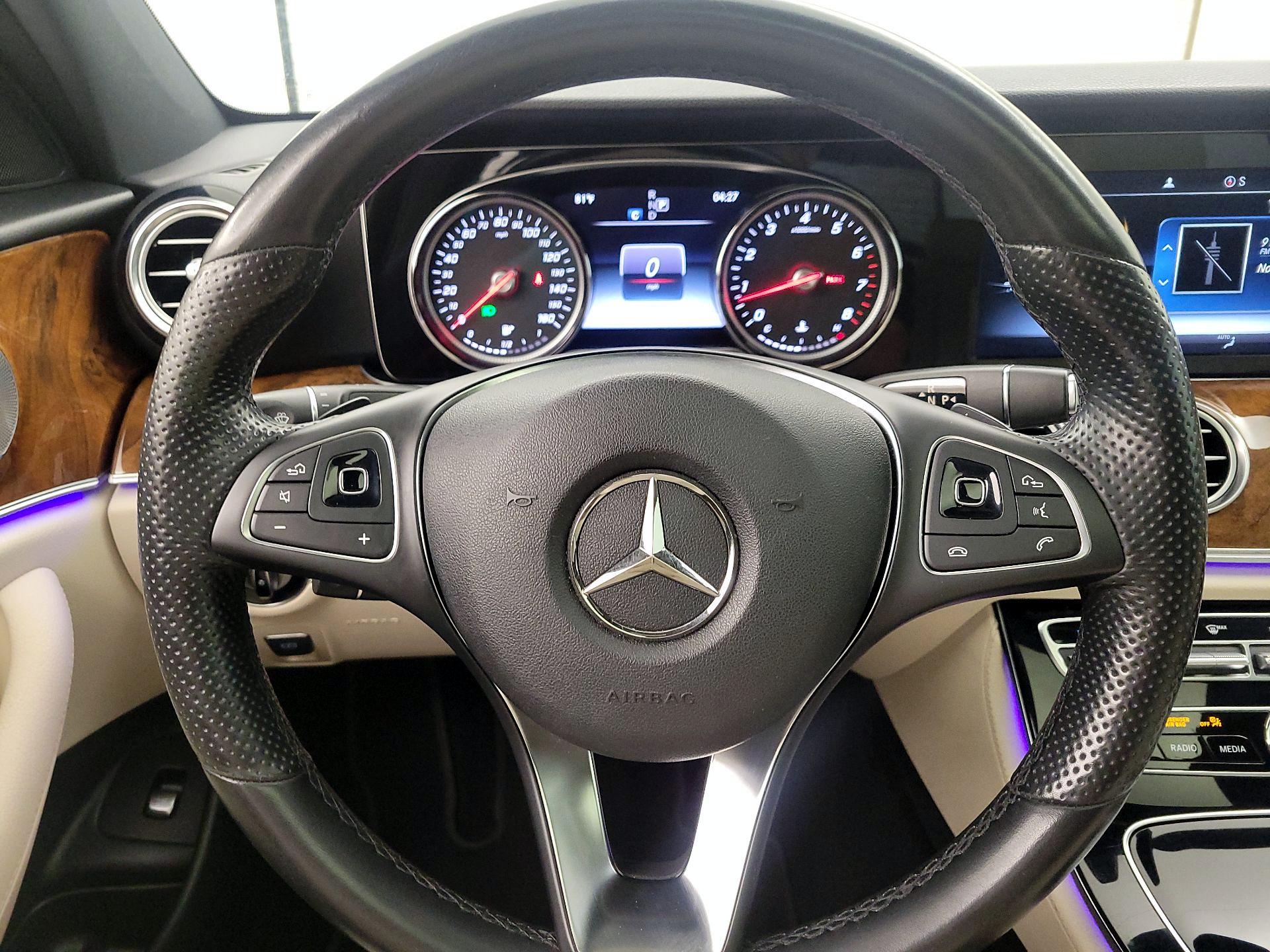 Thumbnail: 2018 Mercedes-Benz E-Class - 10