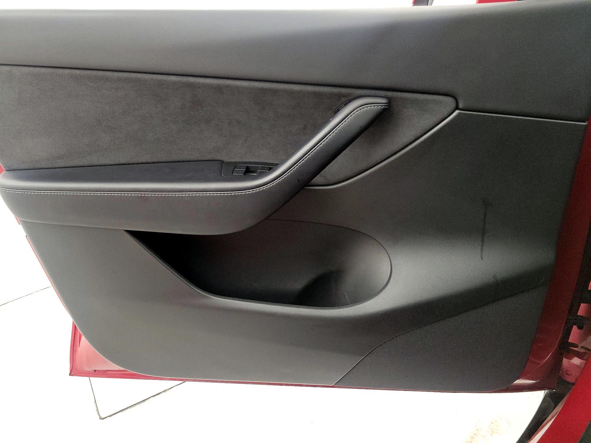 Thumbnail: 2021 Tesla Model Y - 12
