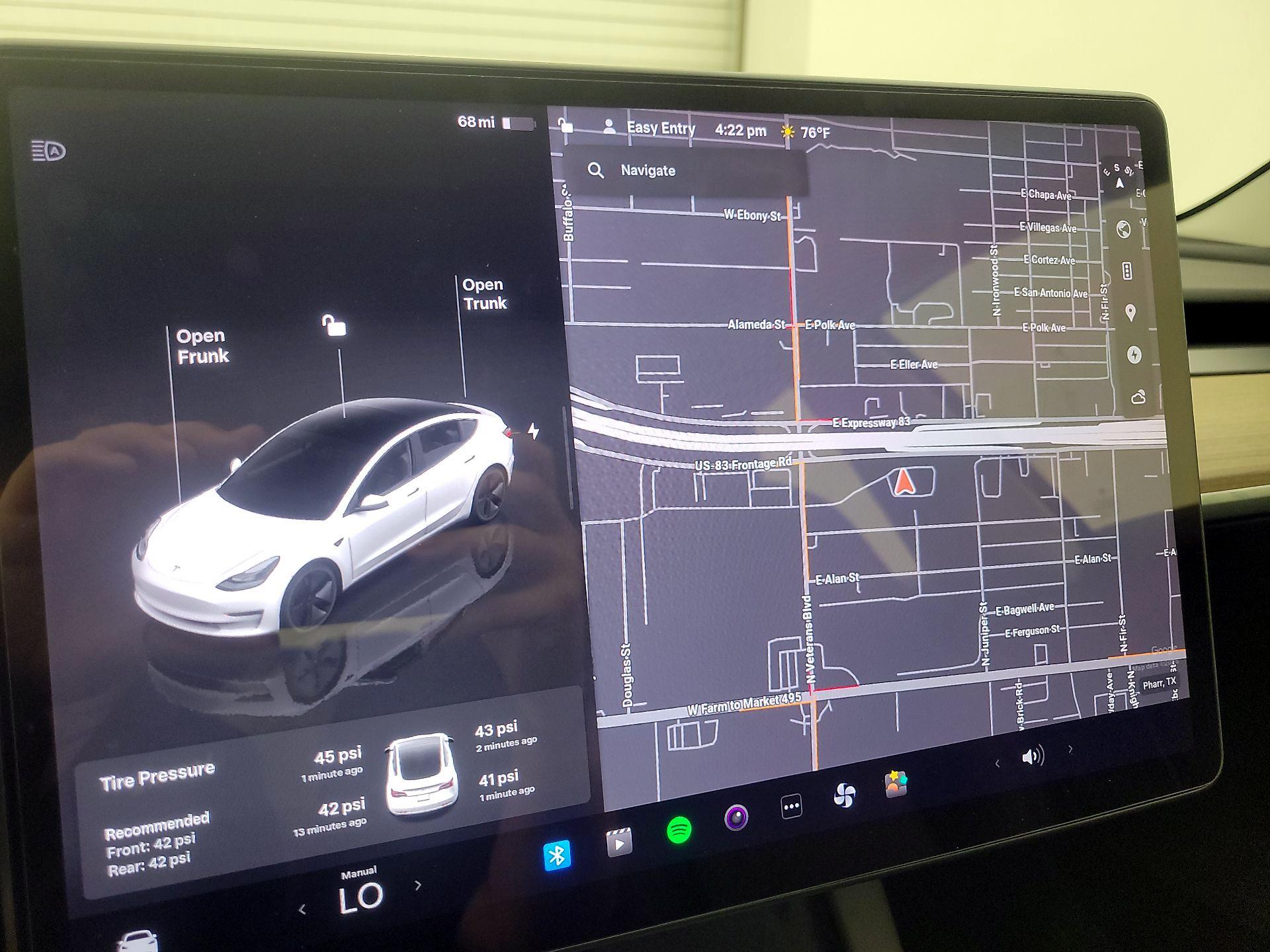 Thumbnail: 2023 Tesla Model 3 - 13