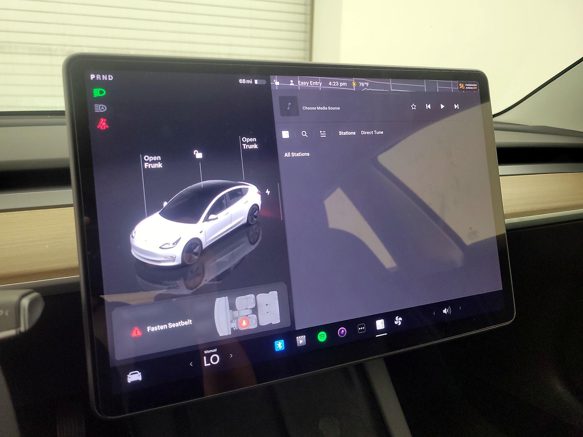 Thumbnail: 2023 Tesla Model 3 - 15