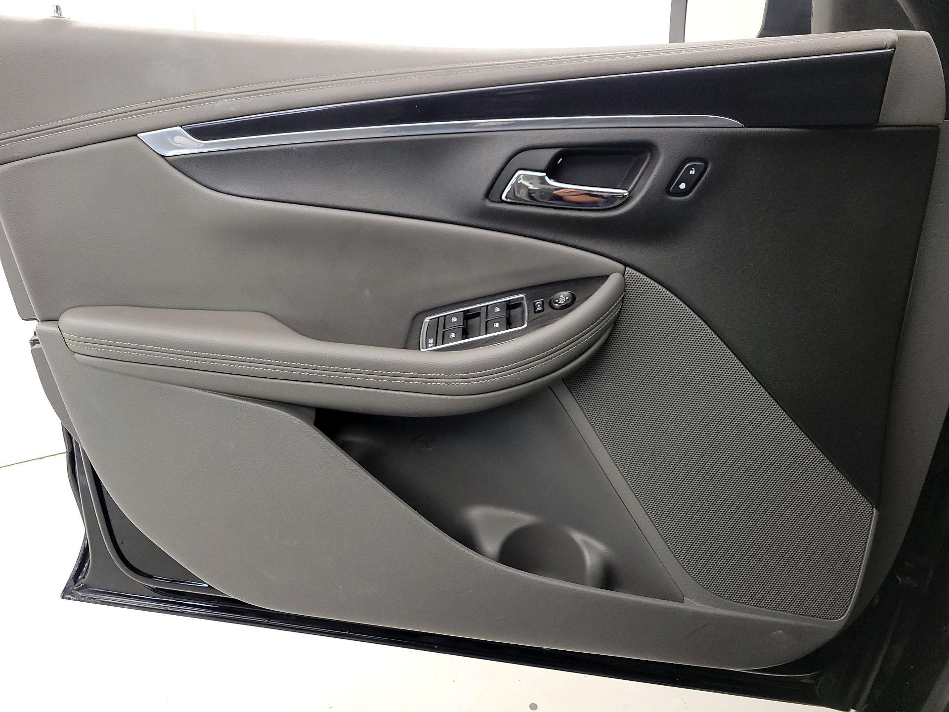 Thumbnail: 2019 Chevrolet Impala - 12