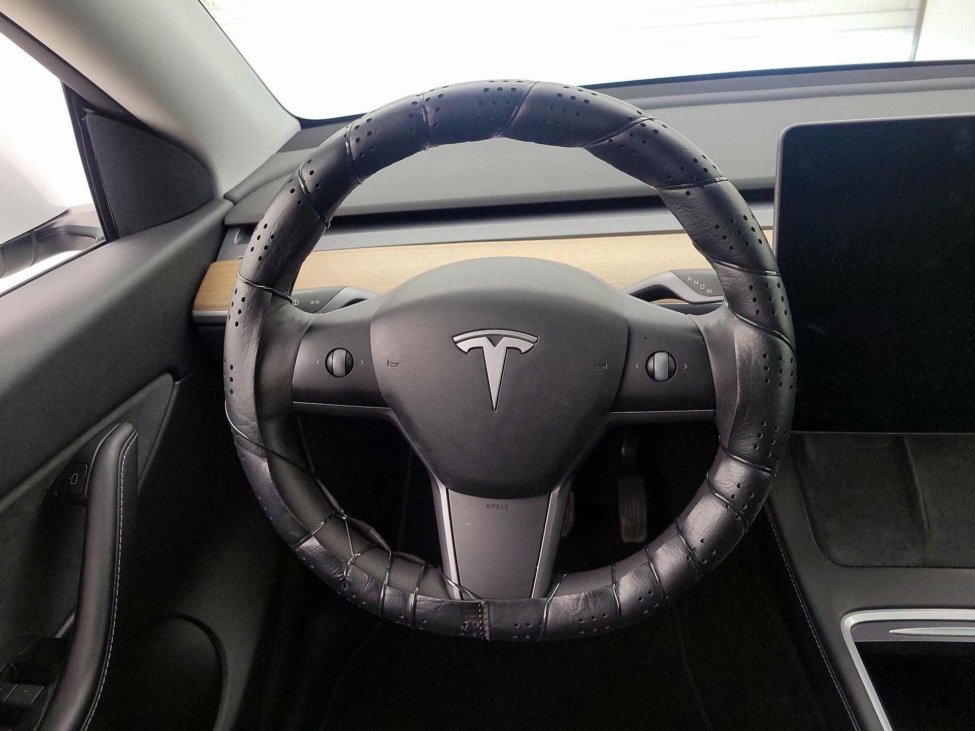 Thumbnail: 2021 Tesla Model Y - 10