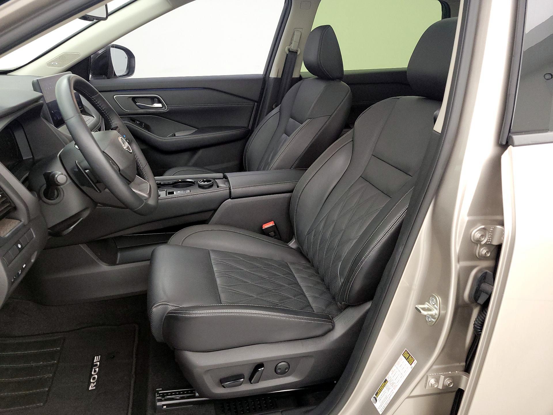 Thumbnail: 2025 Nissan Rogue - 11