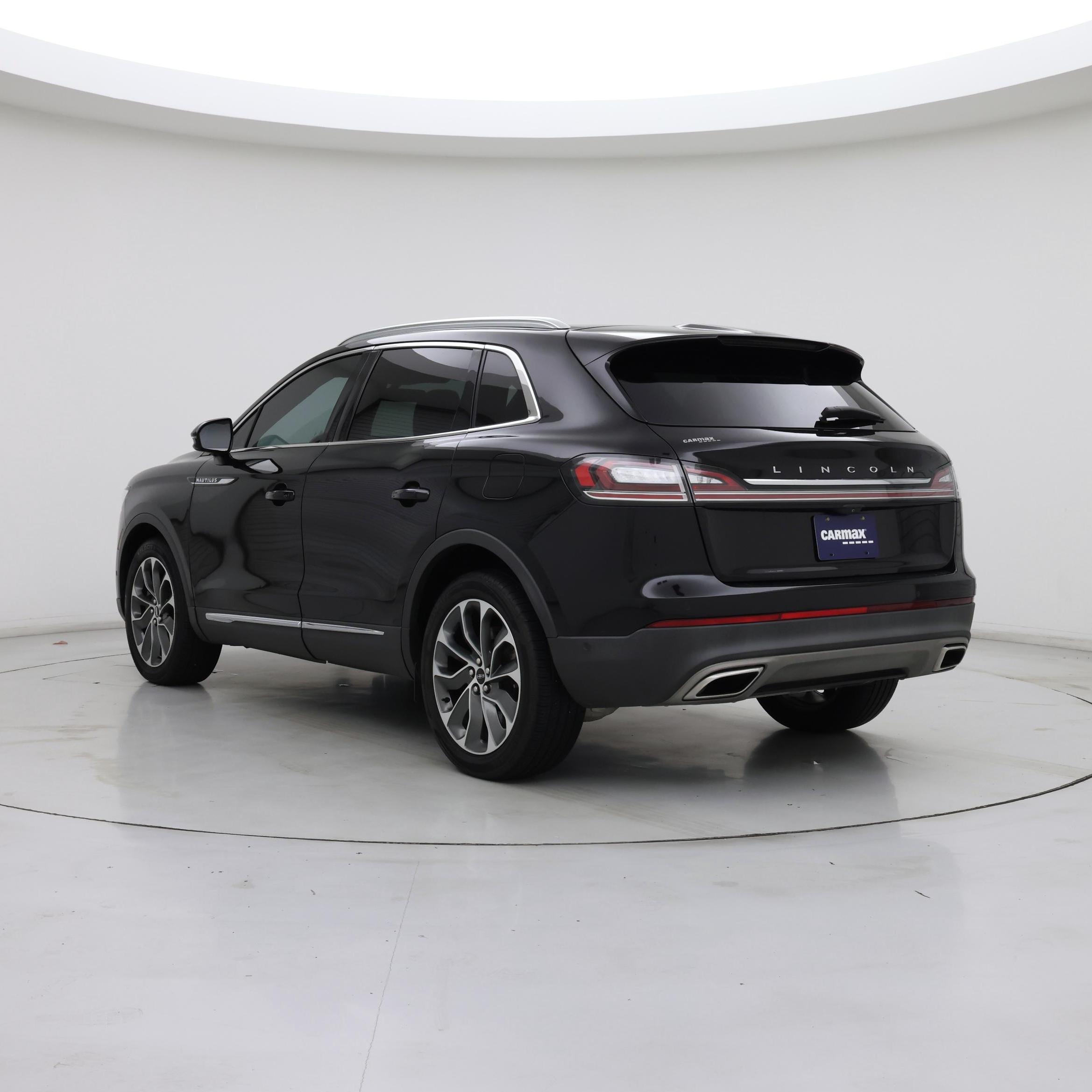 Thumbnail: 2022 Lincoln Nautilus - 2