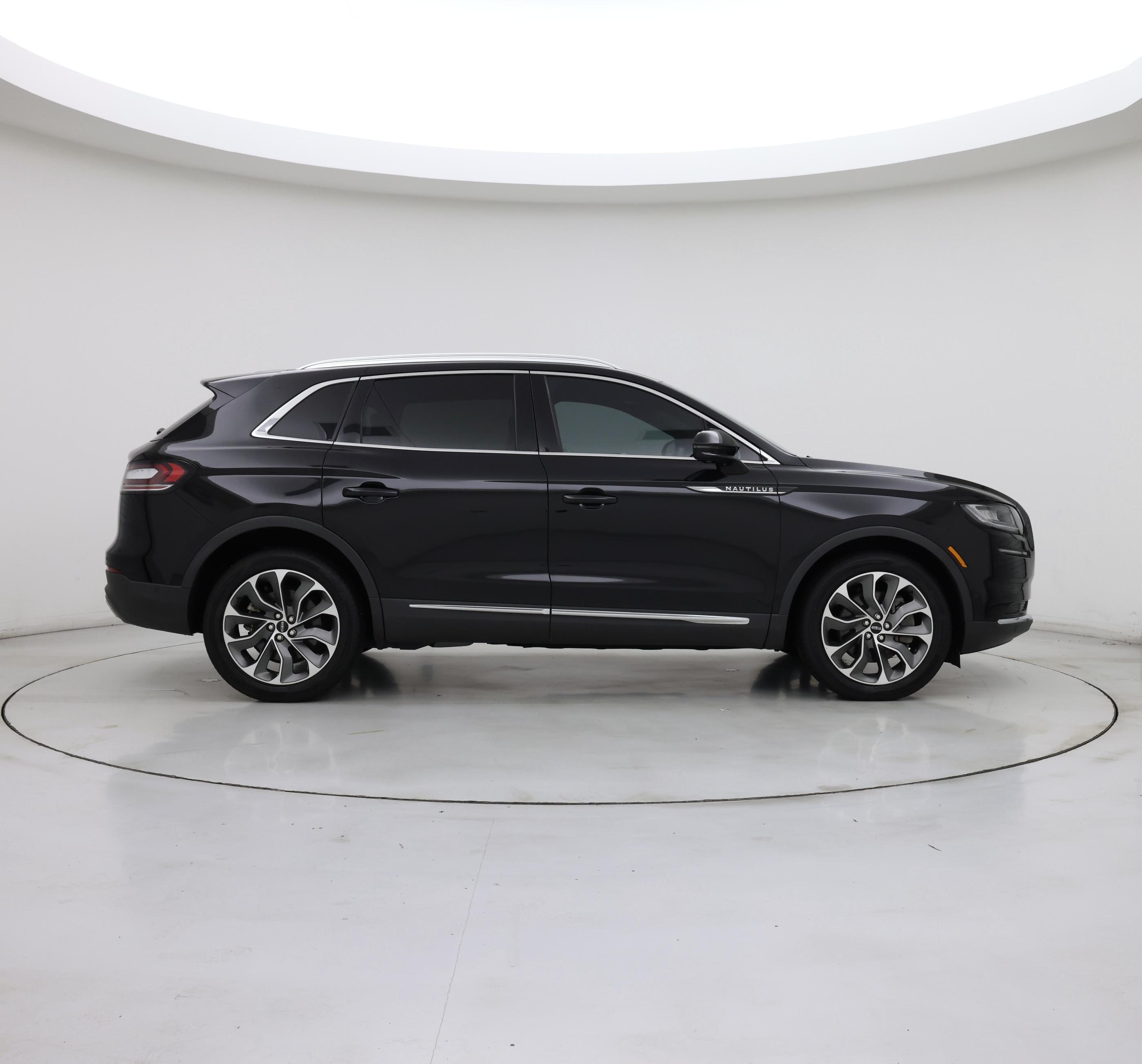Thumbnail: 2022 Lincoln Nautilus - 7