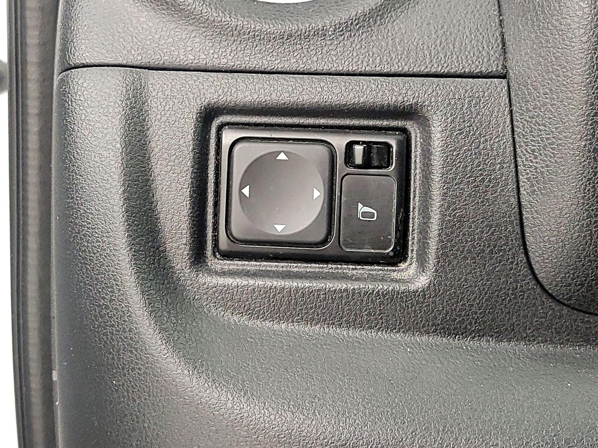 Thumbnail: 2015 Nissan Versa - 13
