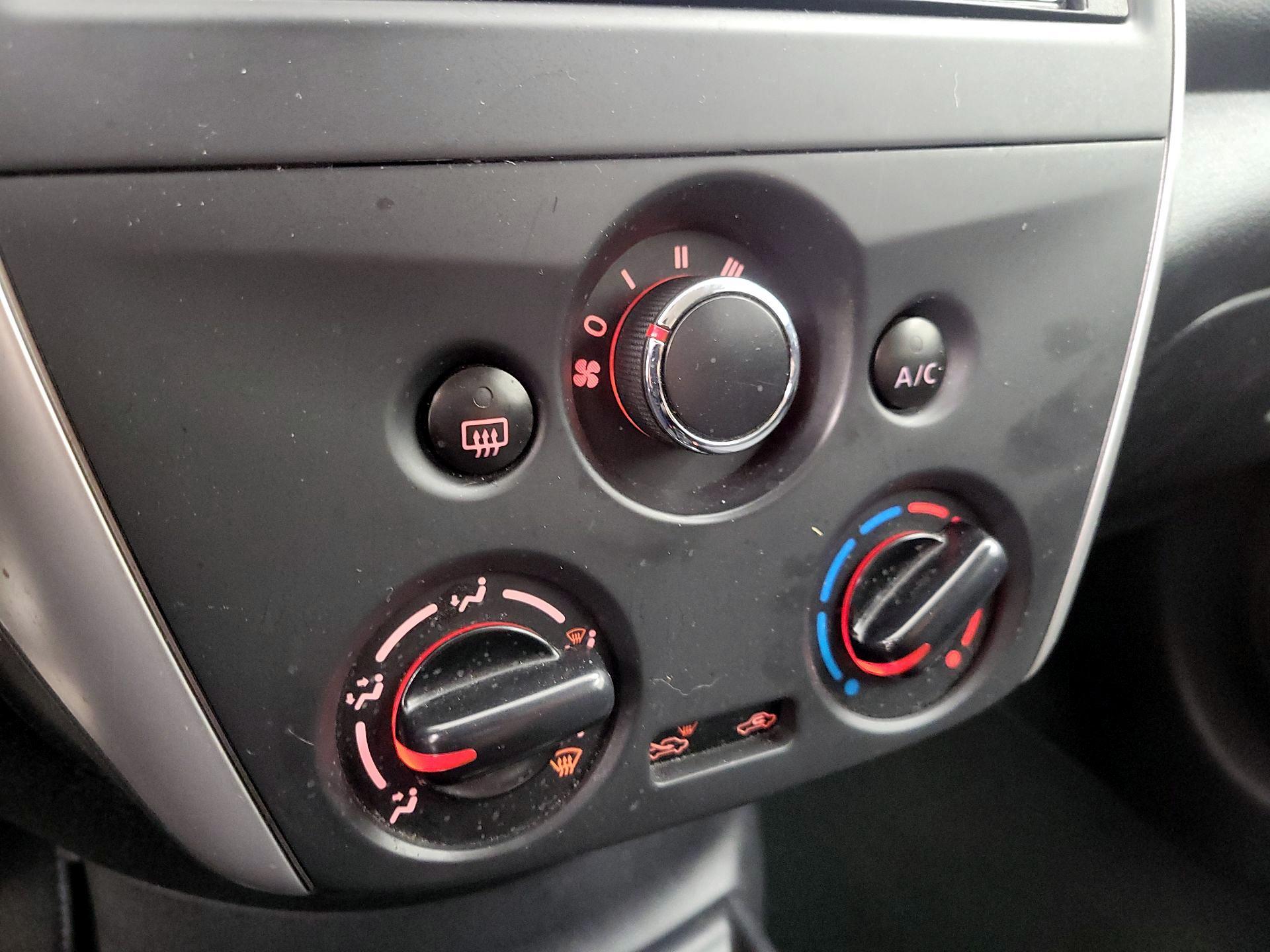 Thumbnail: 2015 Nissan Versa - 15