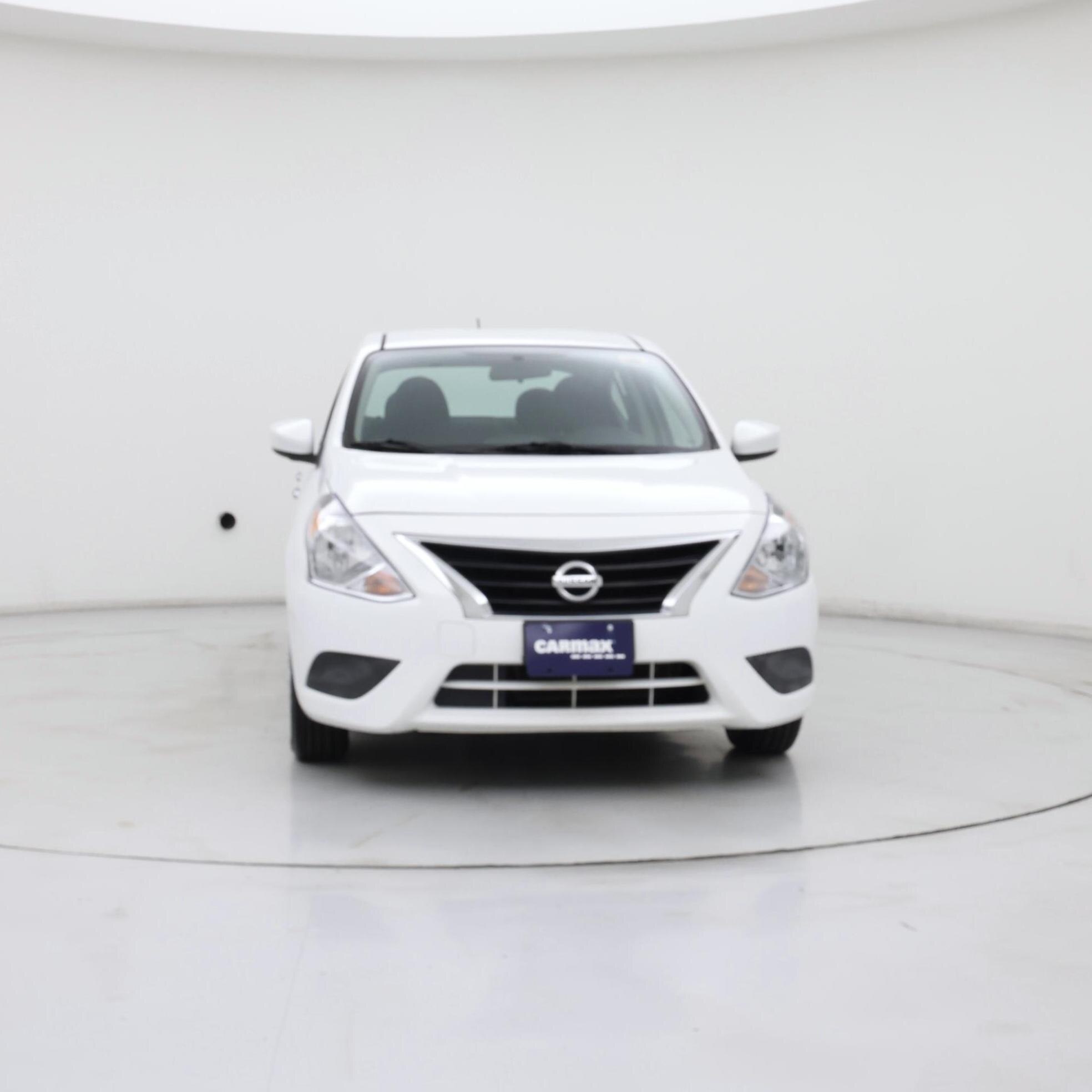 Thumbnail: 2015 Nissan Versa - 5