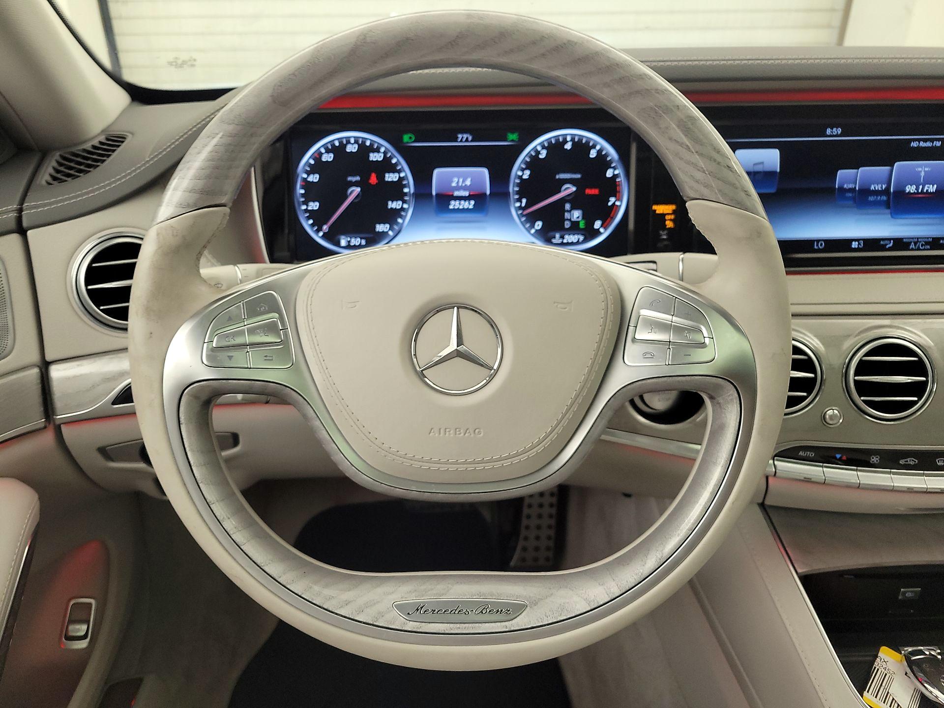 Thumbnail: 2017 Mercedes-Benz S-Class - 10