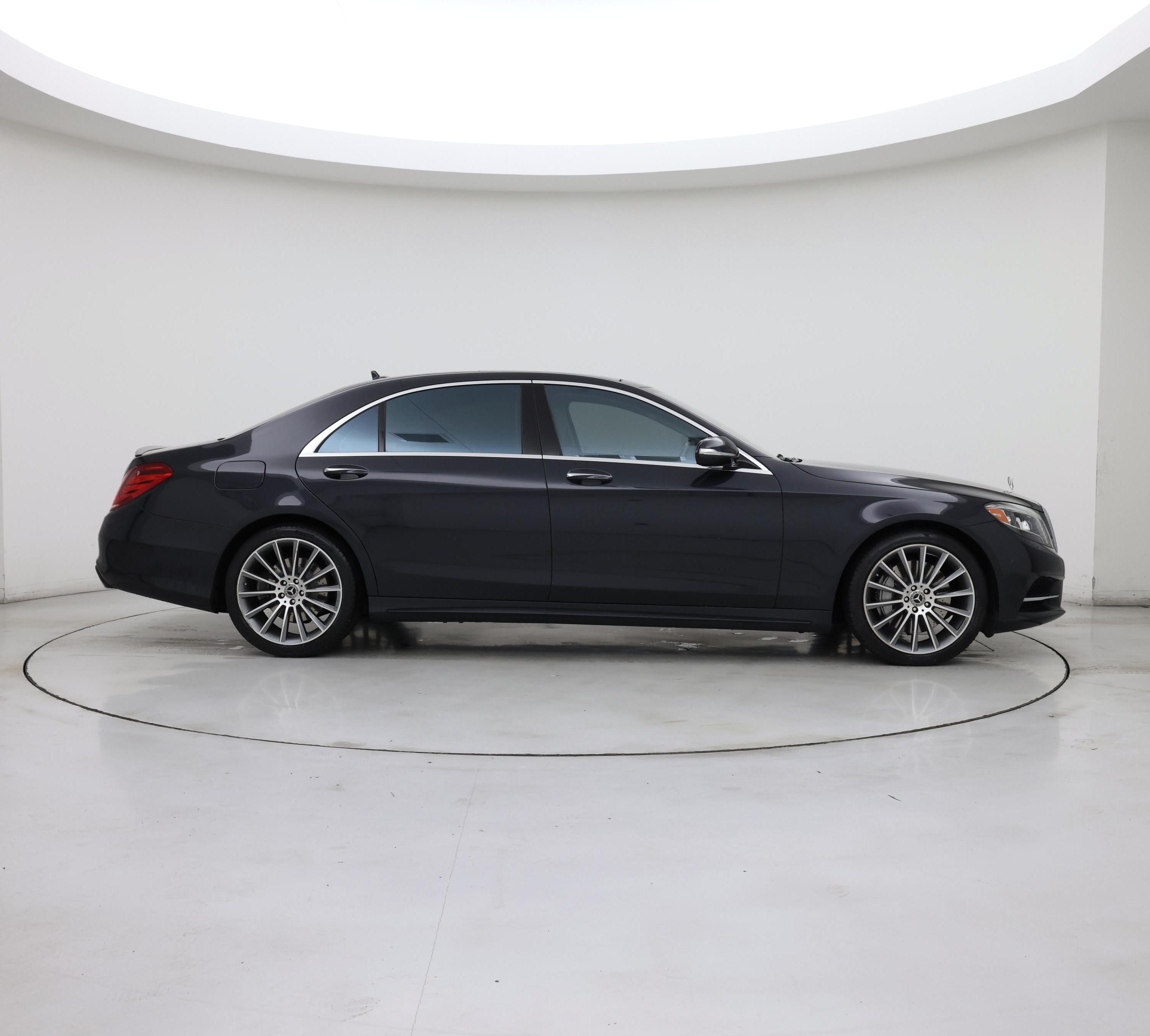 Thumbnail: 2017 Mercedes-Benz S-Class - 7