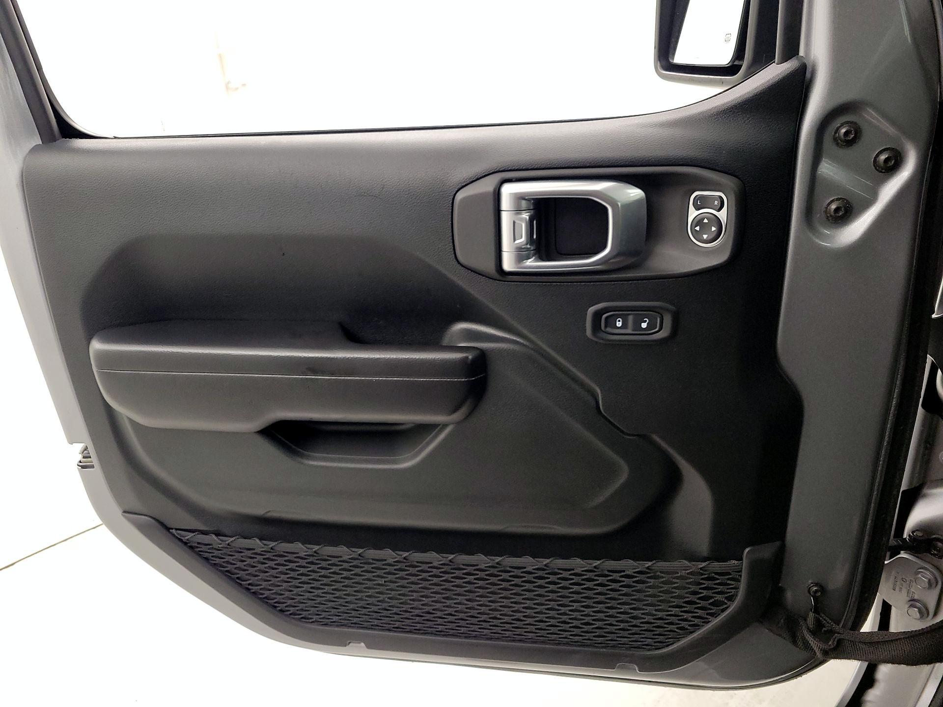 Thumbnail: 2021 Jeep Wrangler - 12