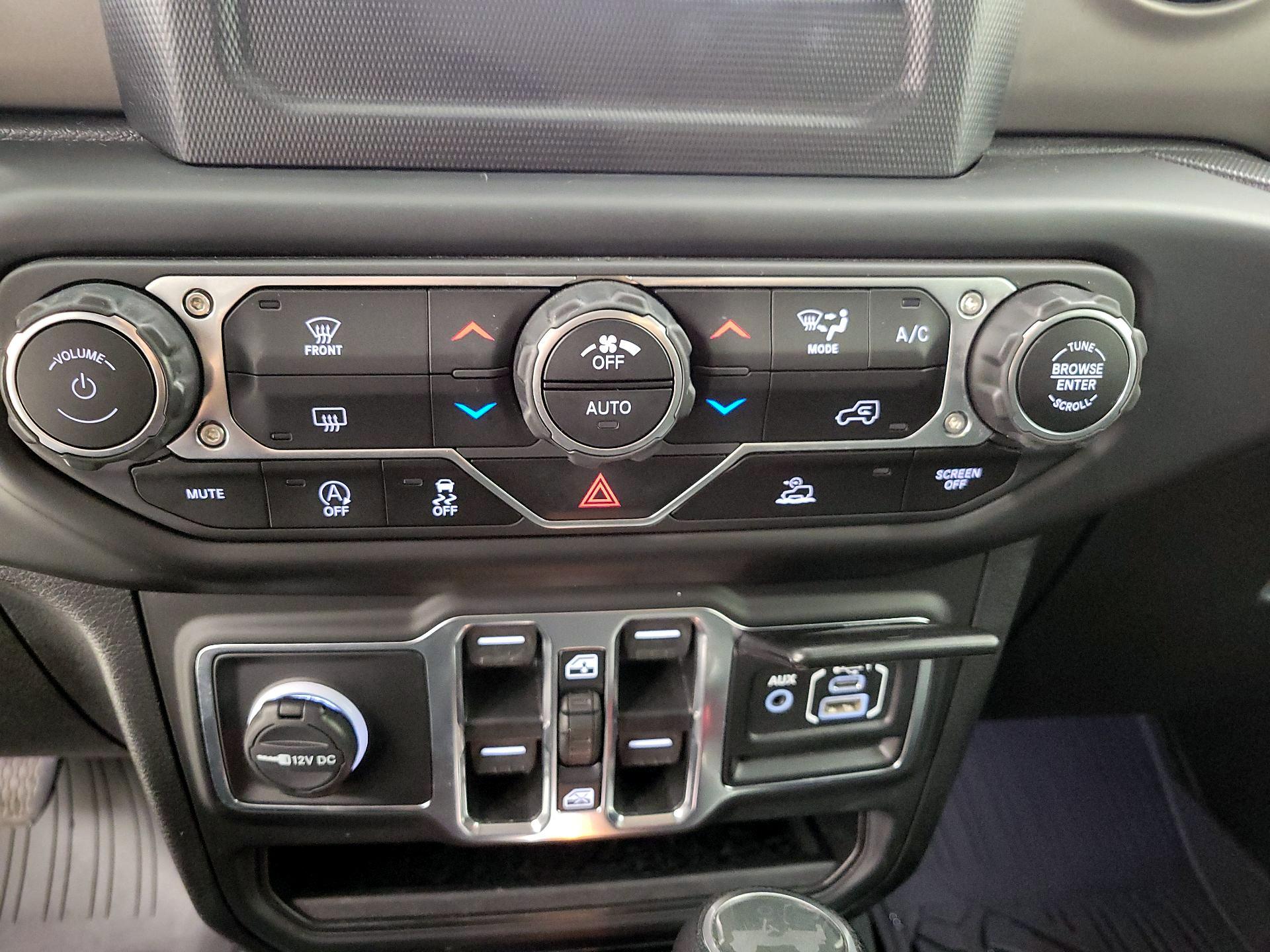 Thumbnail: 2021 Jeep Wrangler - 16