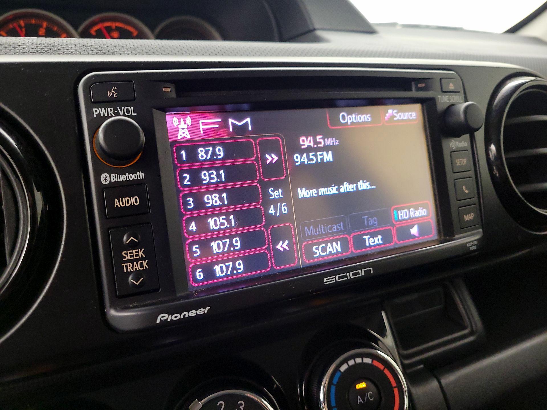Thumbnail: 2014 Scion xB - 15