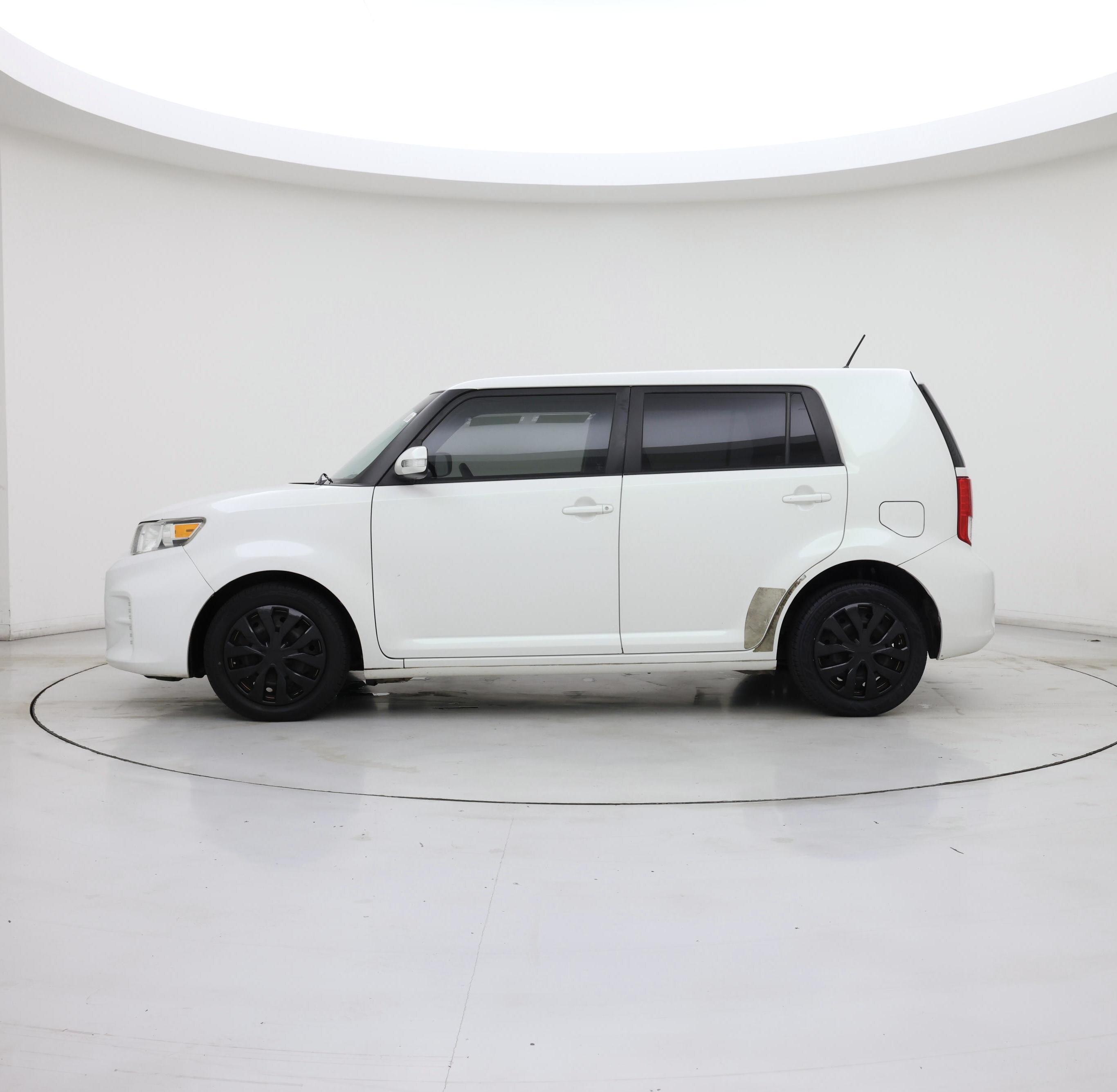 Thumbnail: 2014 Scion xB - 3