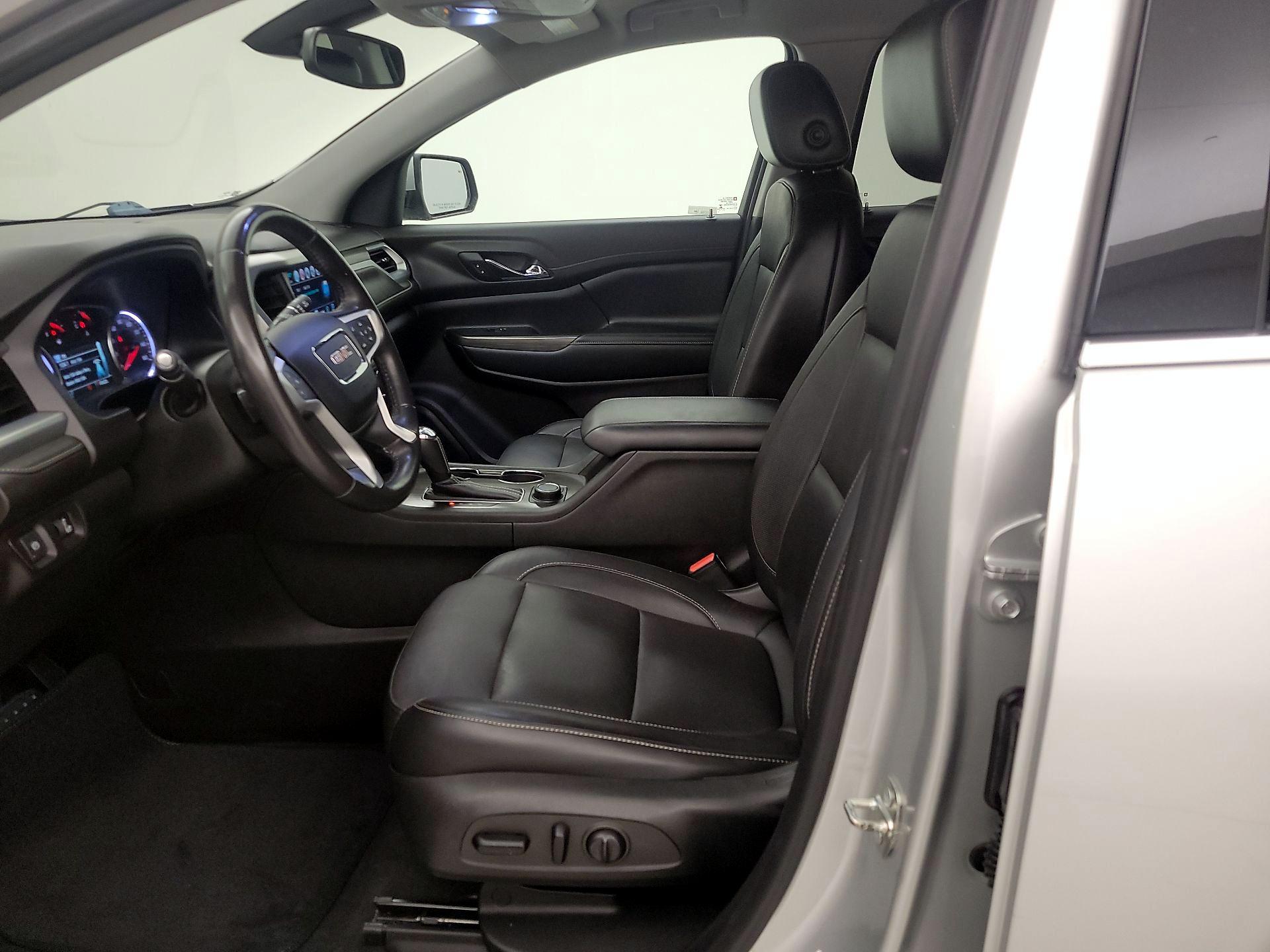 Thumbnail: 2019 GMC Acadia - 11