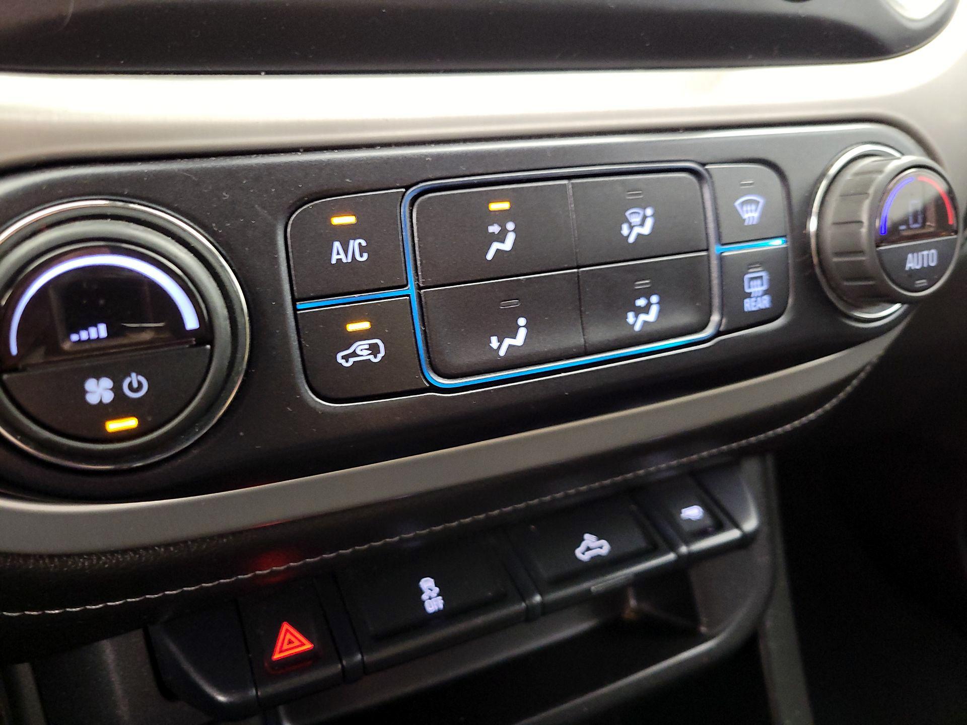 Thumbnail: 2021 GMC Canyon - 16