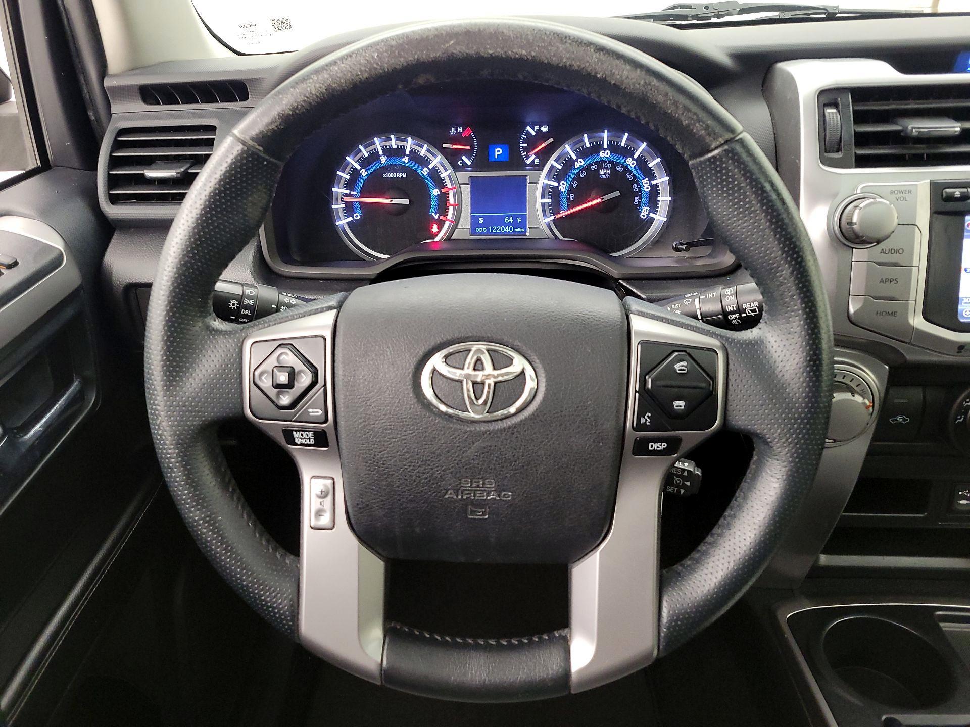 Thumbnail: 2015 Toyota 4Runner - 10