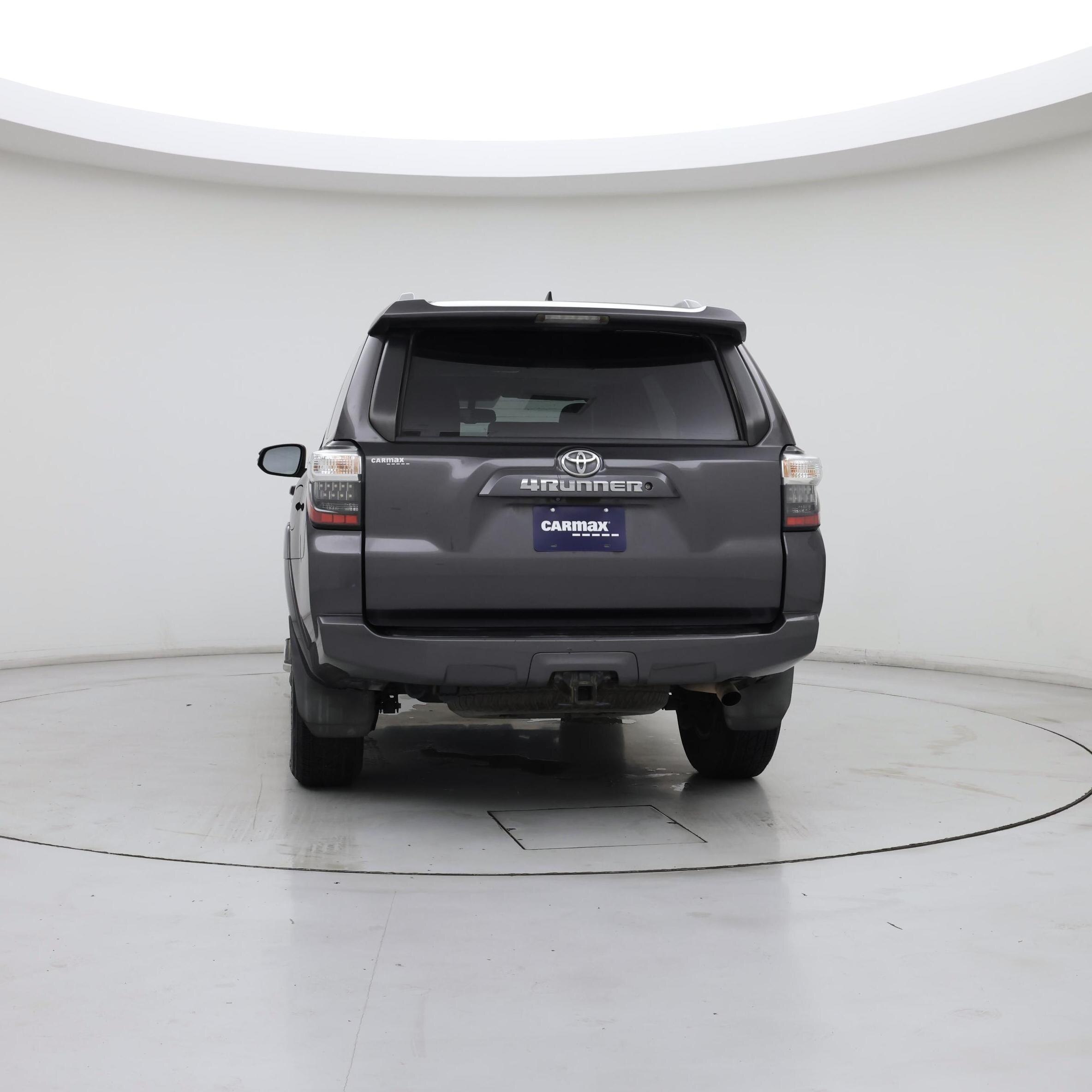 Thumbnail: 2015 Toyota 4Runner - 6