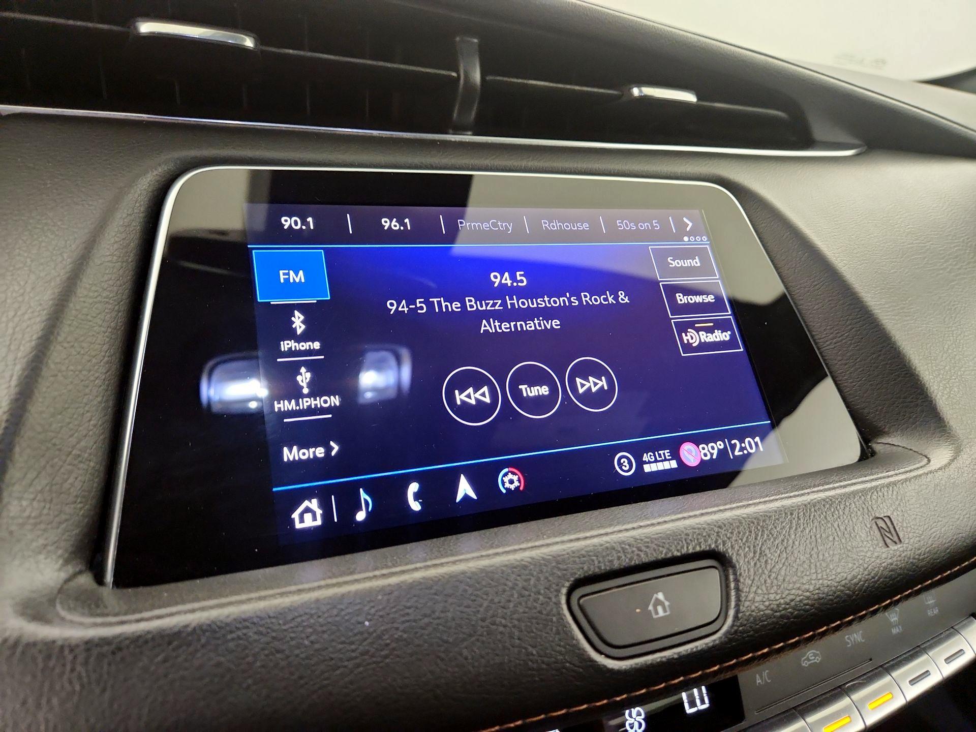 Thumbnail: 2020 Cadillac XT4 - 16