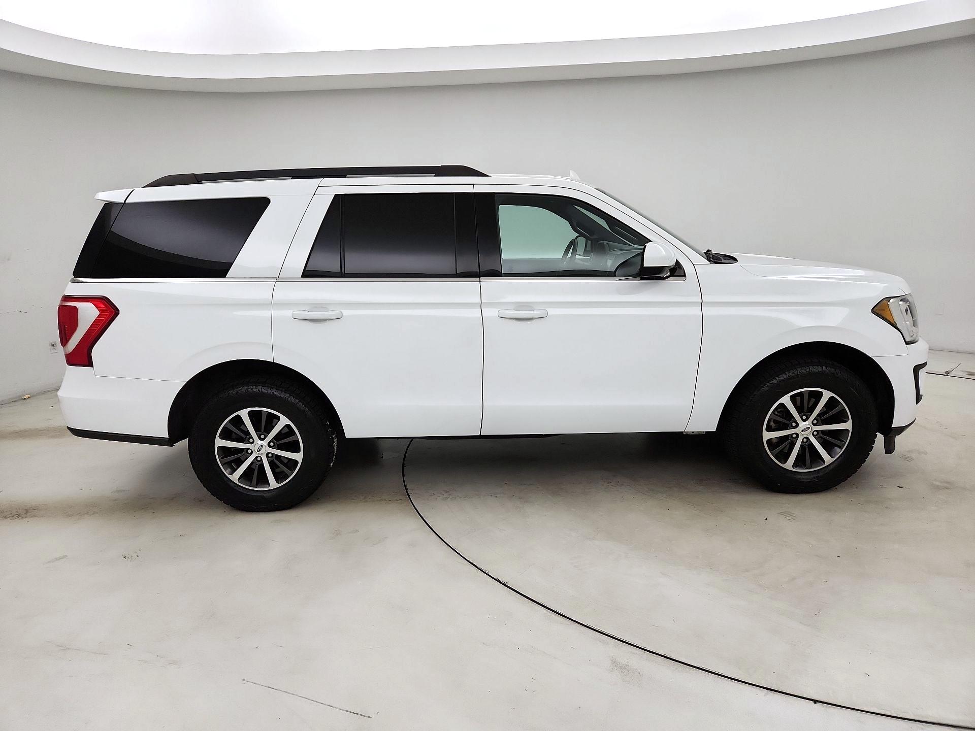 Thumbnail: 2020 Ford Expedition - 4