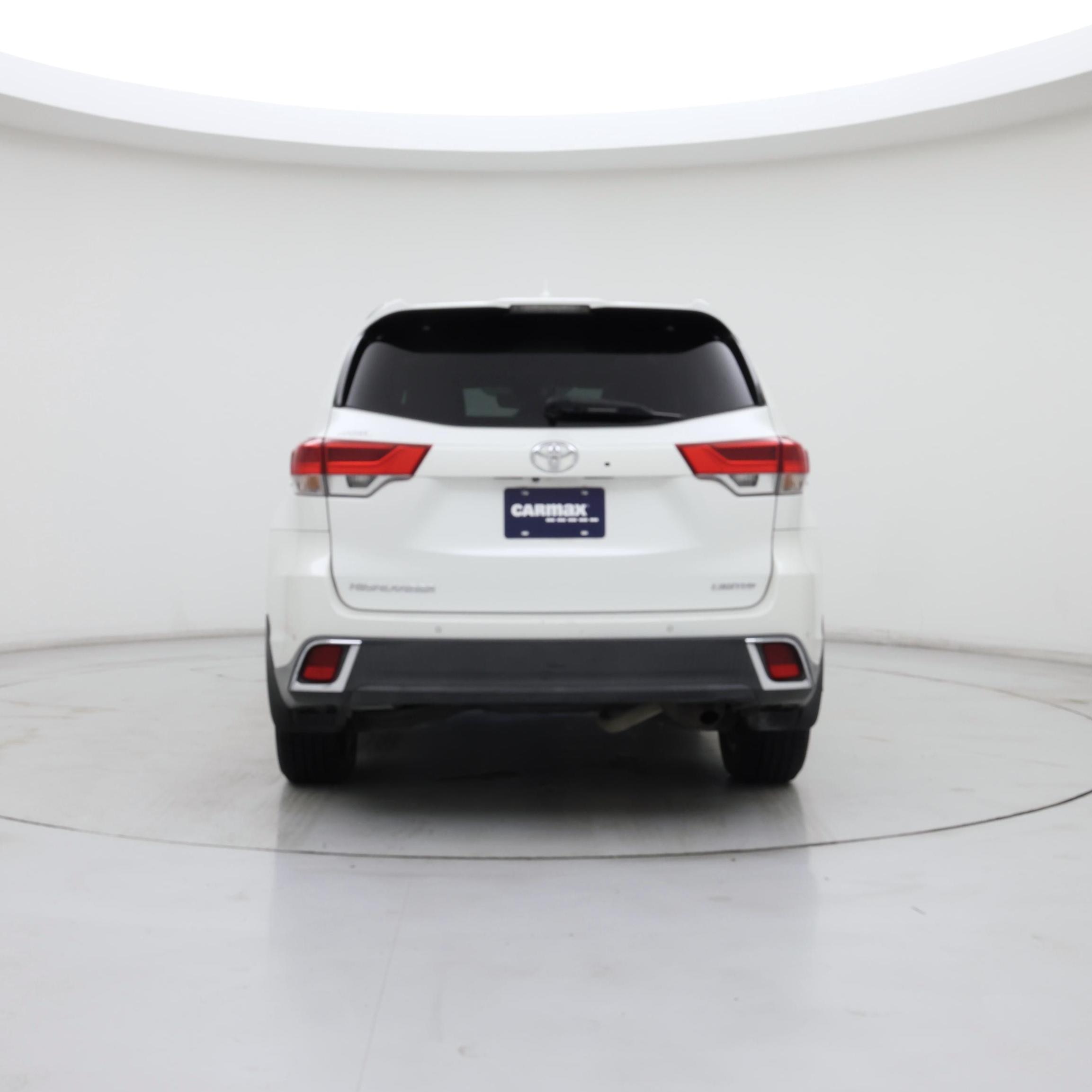 Thumbnail: 2017 Toyota Highlander - 6