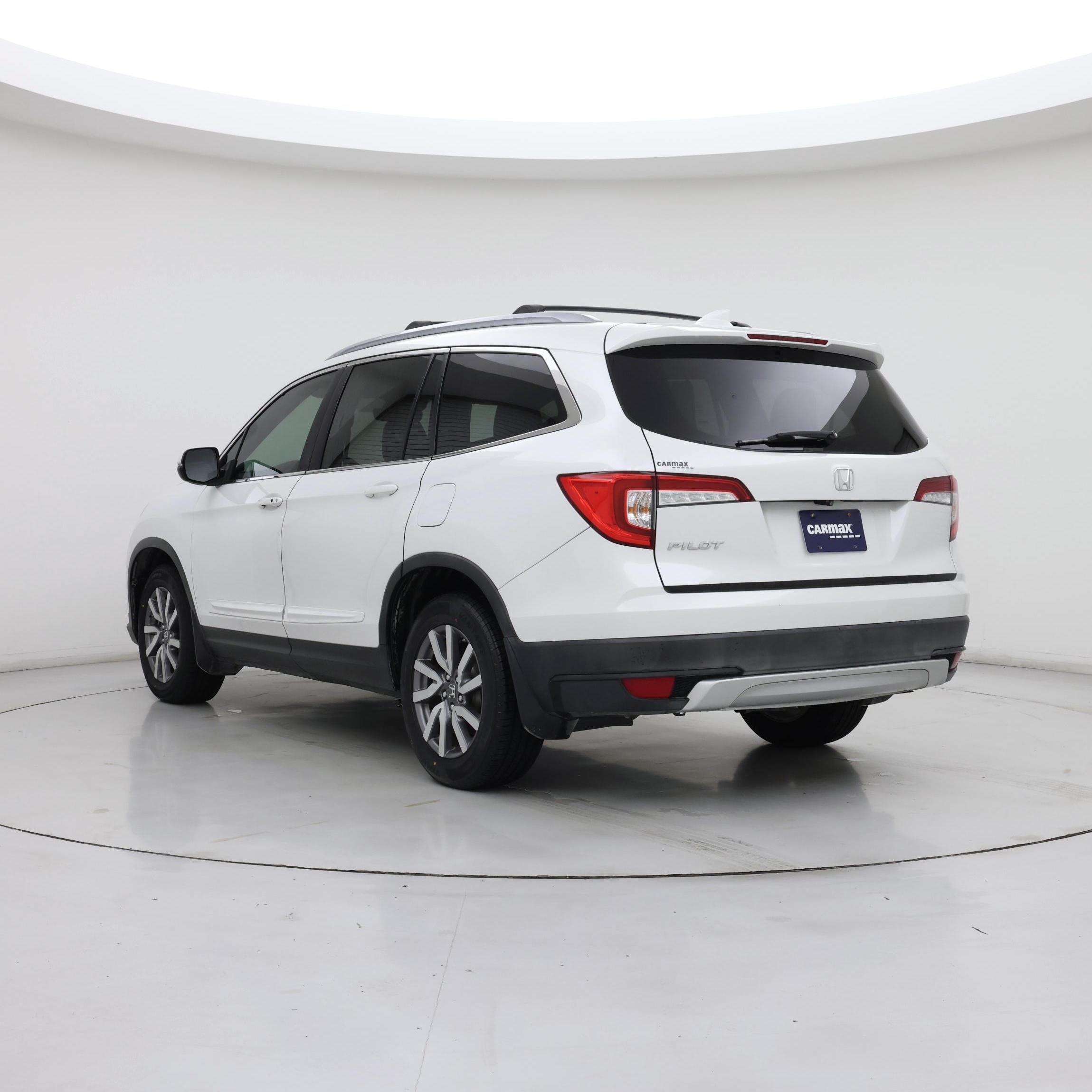 Thumbnail: 2020 Honda Pilot - 2